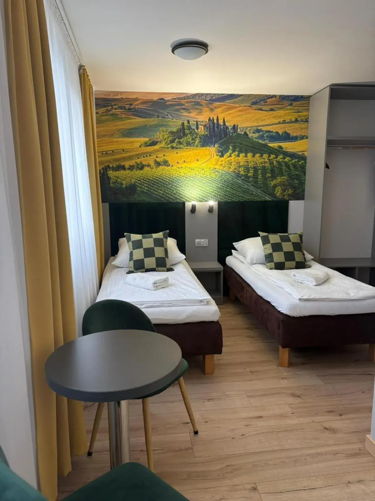 Deluxe Twin Room in Hotel Pomorski Deluxe Twin Room in Hotel Pomorski