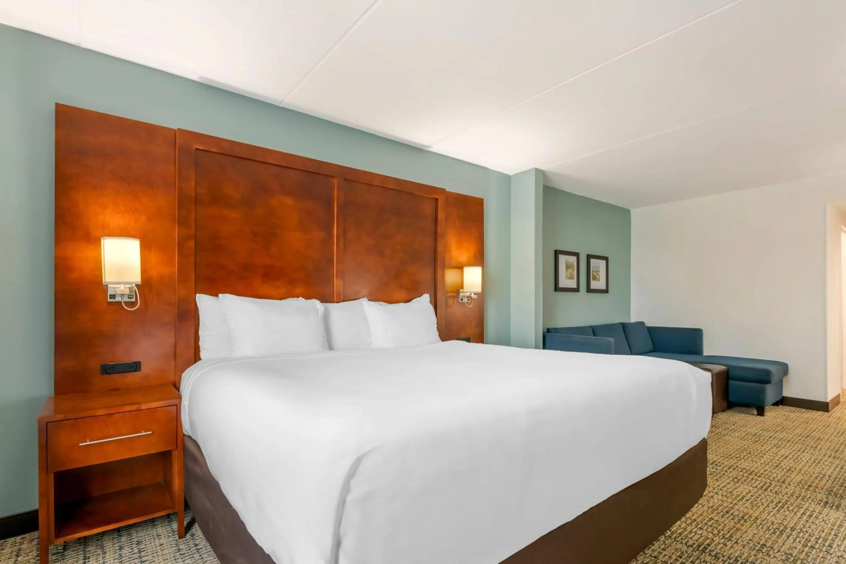 Bedroom, Bed in Surf and Sand Fernandina Beach at Amelia Island, an Ascend Collection Hotel