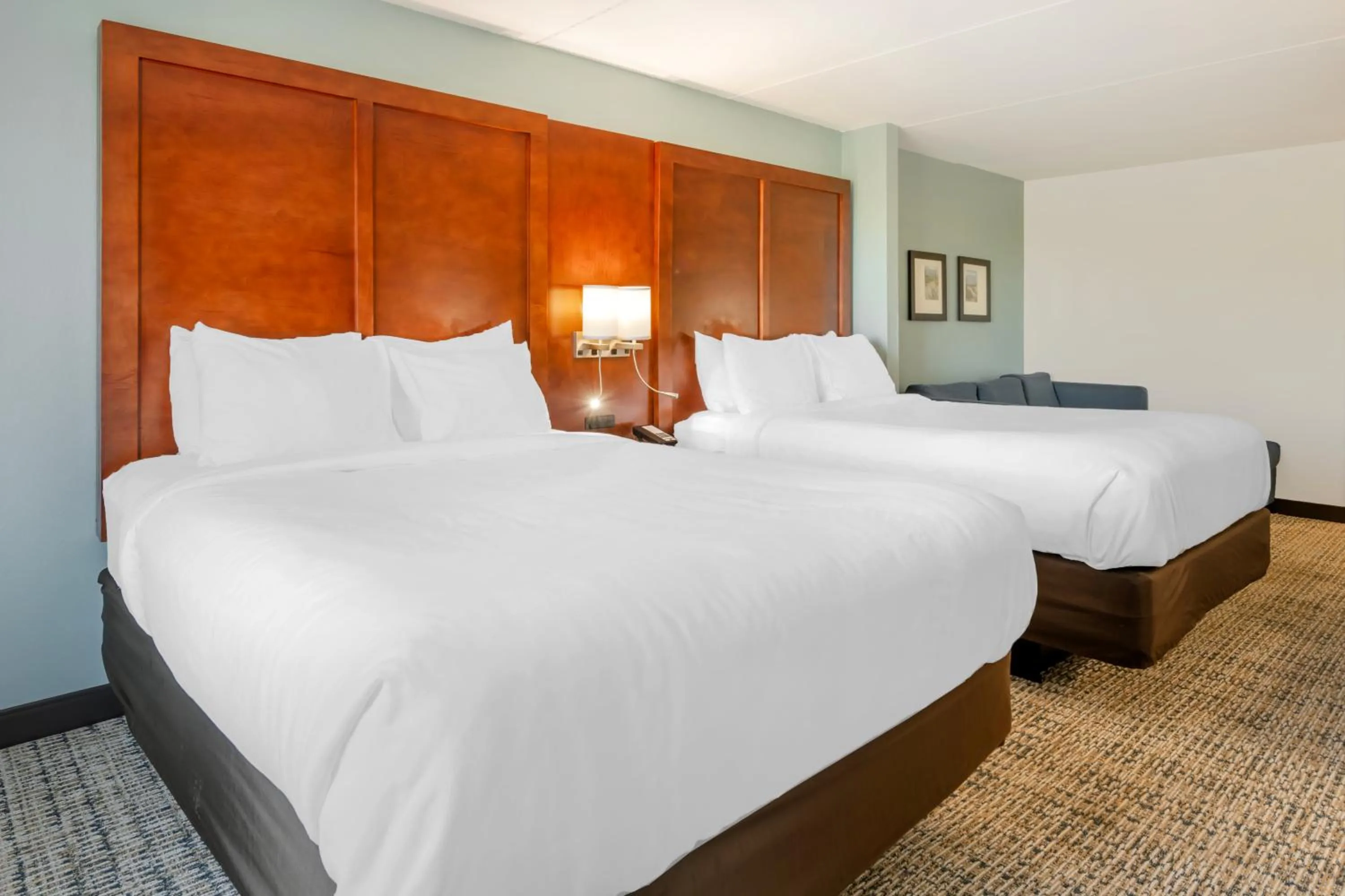 Bed in Surf and Sand Fernandina Beach at Amelia Island, an Ascend Collection Hotel