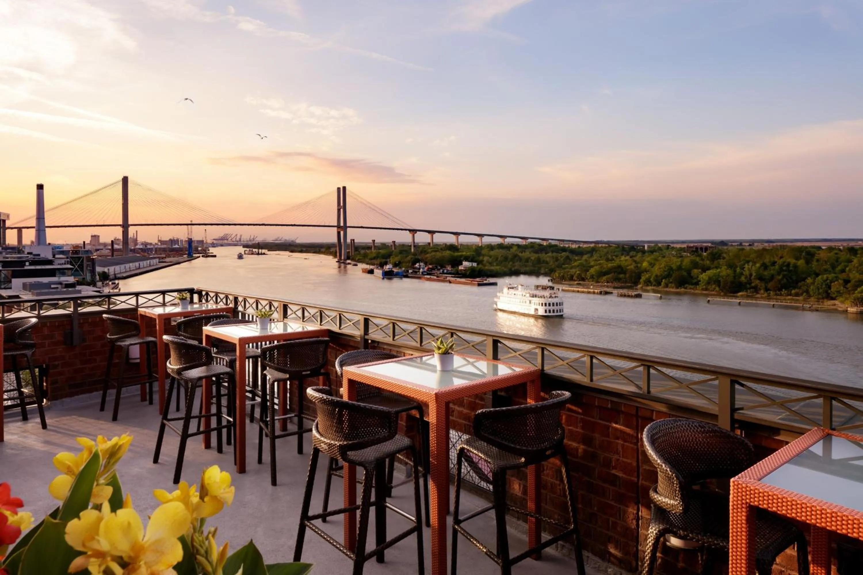 Restaurant/places to eat in The Bohemian Hotel Savannah Riverfront, Autograph Collection