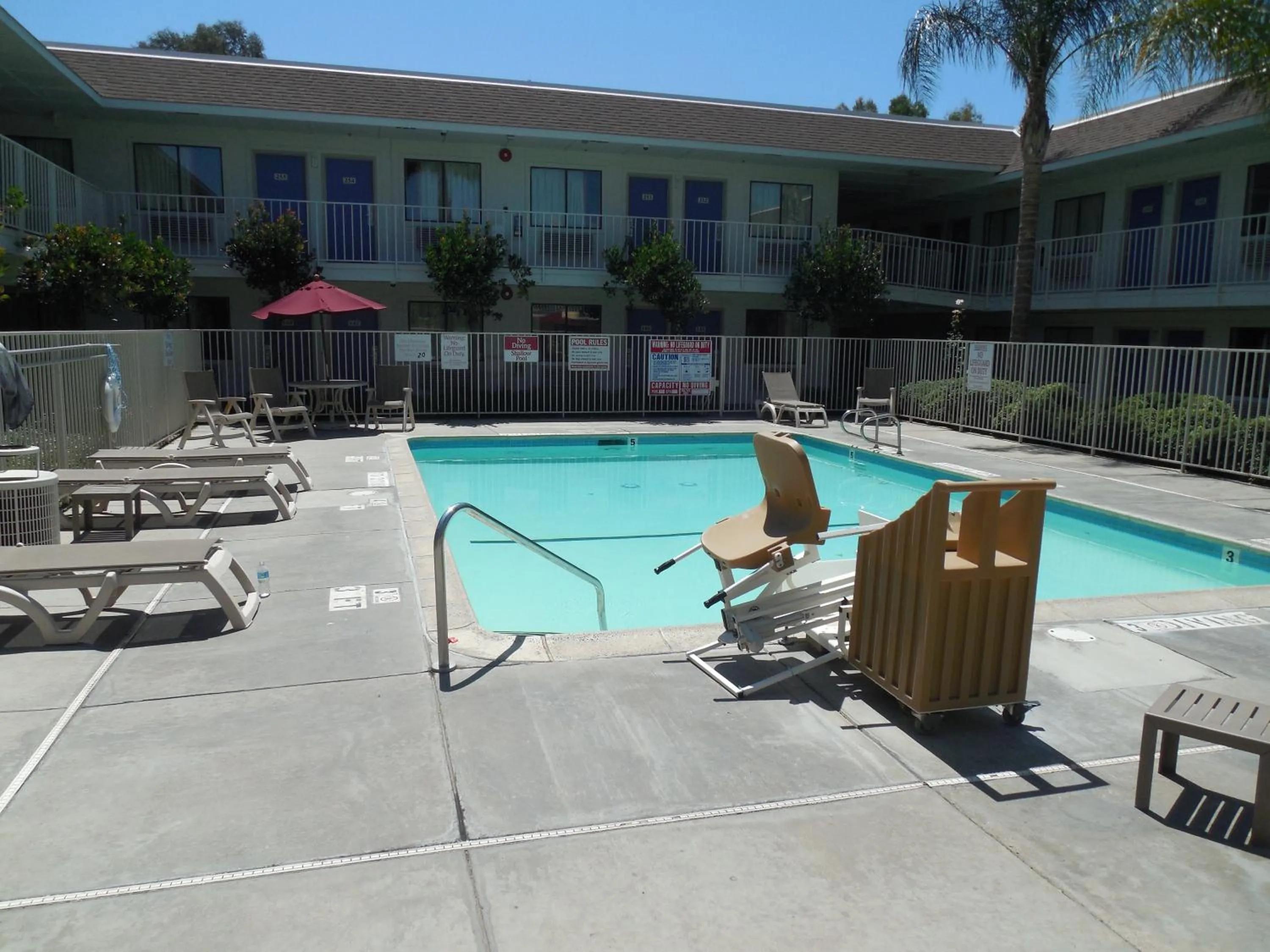 Swimming pool in Motel 6-Temecula, CA - Historic Old Town