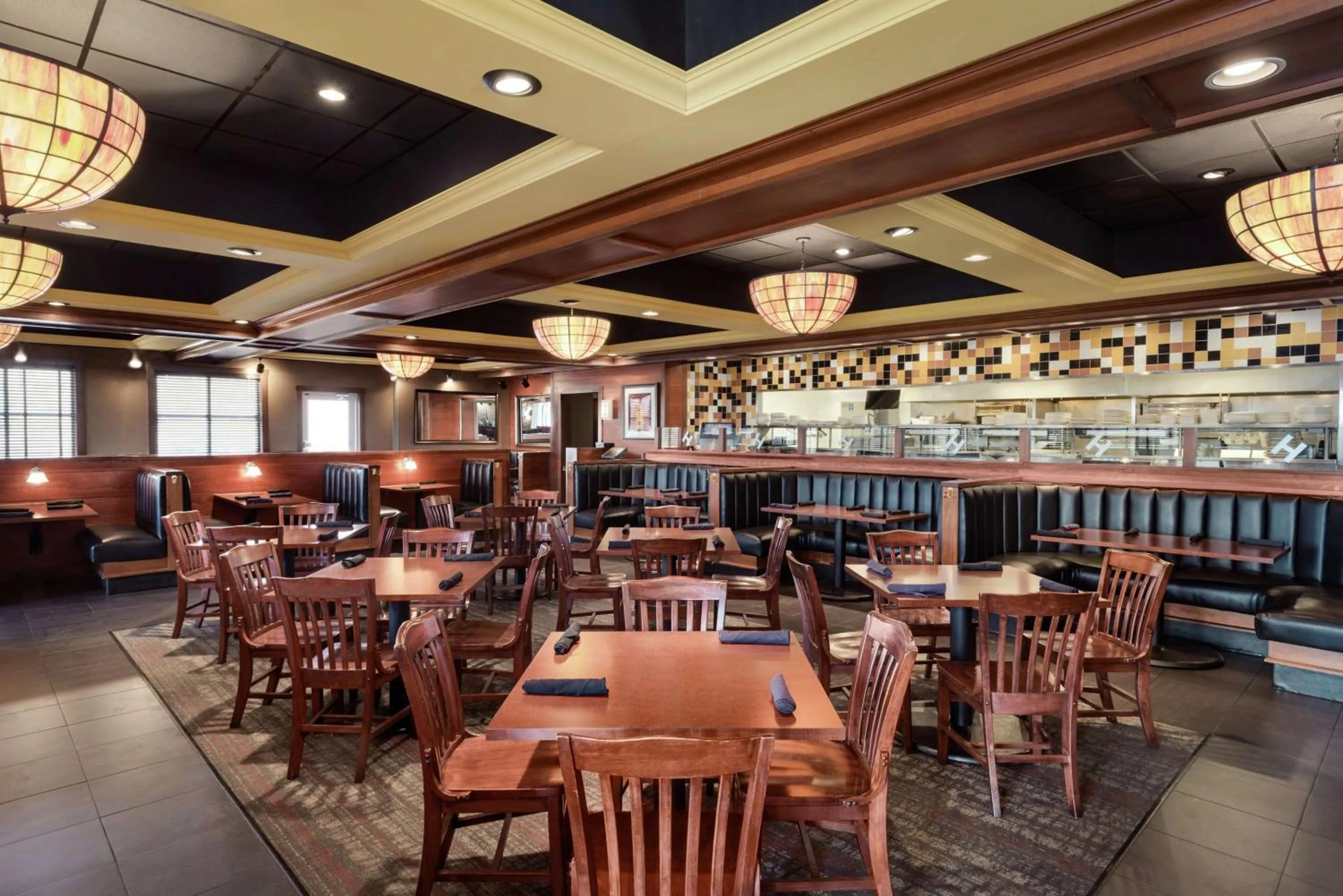 Restaurant/places to eat in Hilton Garden Inn Dubuque Downtown