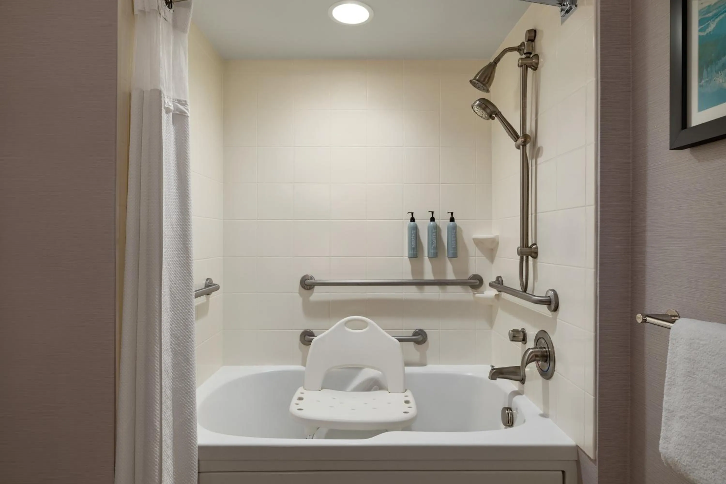 Bathroom in Courtyard by Marriott Ocean City Oceanfront