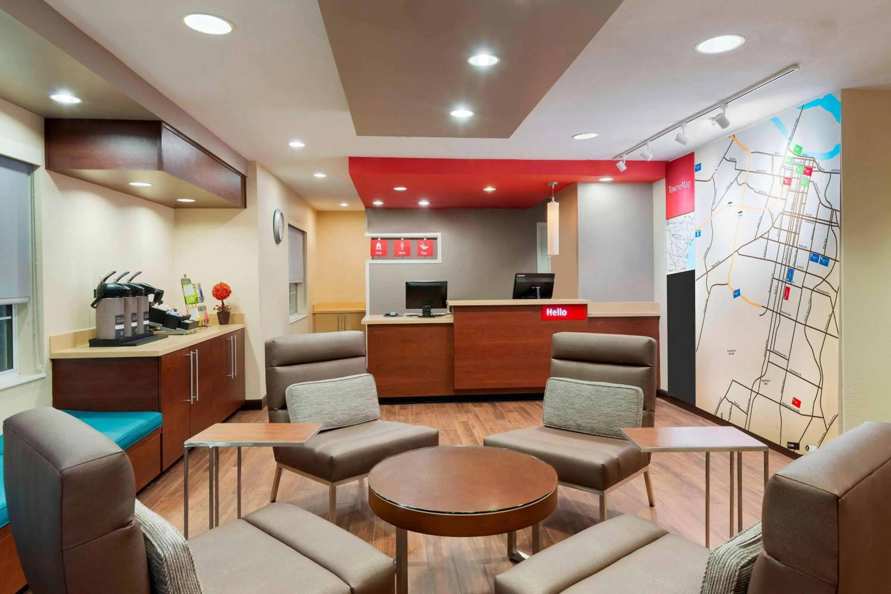 Lobby or reception in TownePlace Suites Savannah Midtown