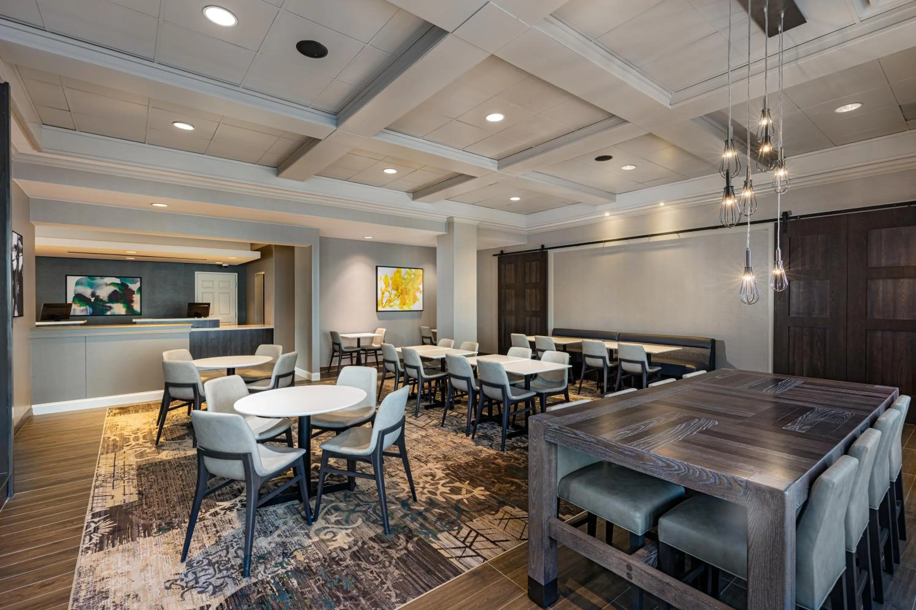 Breakfast in Residence Inn Louisville Downtown