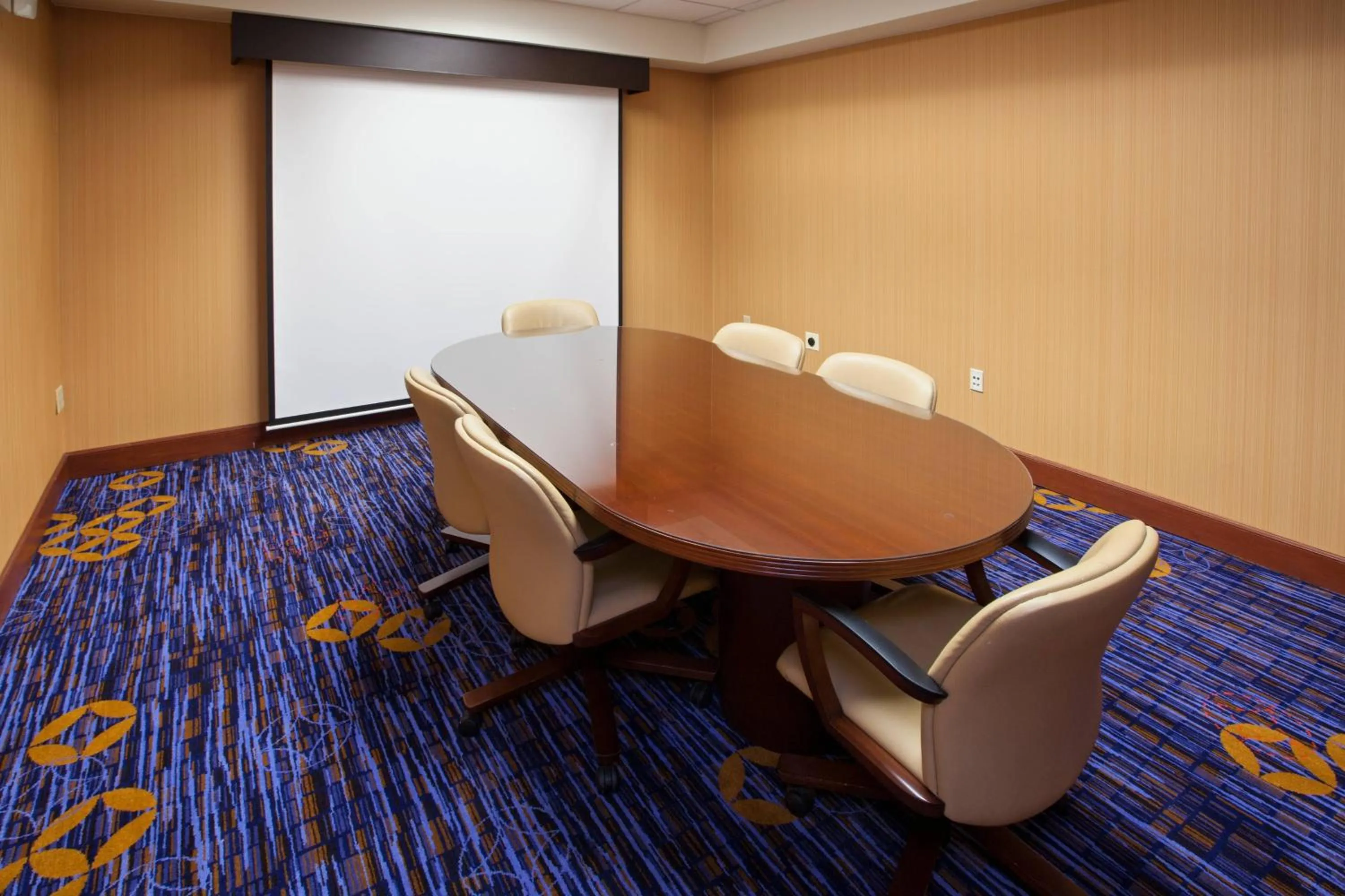 Meeting/conference room in Courtyard Louisville Northeast