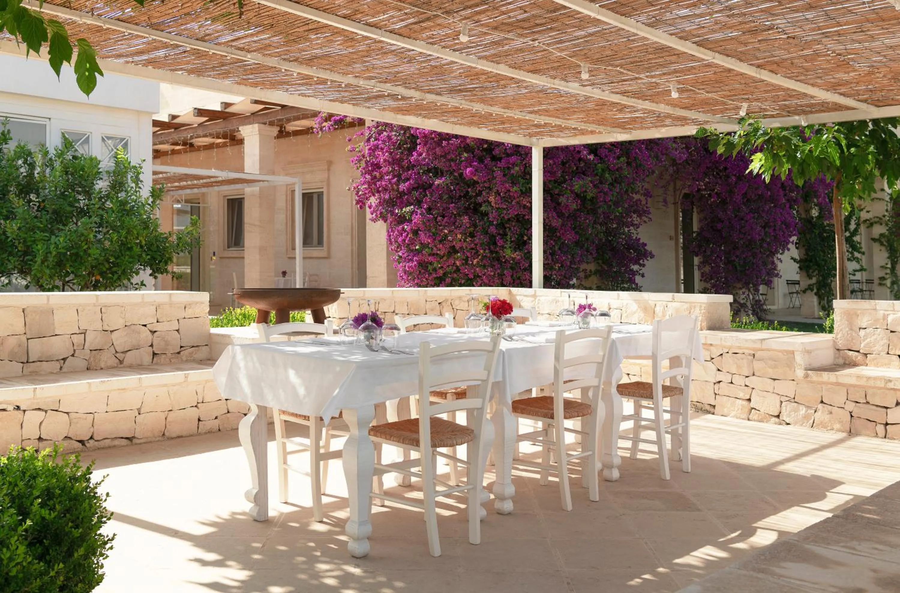 Restaurant/places to eat in Masseria Elysium