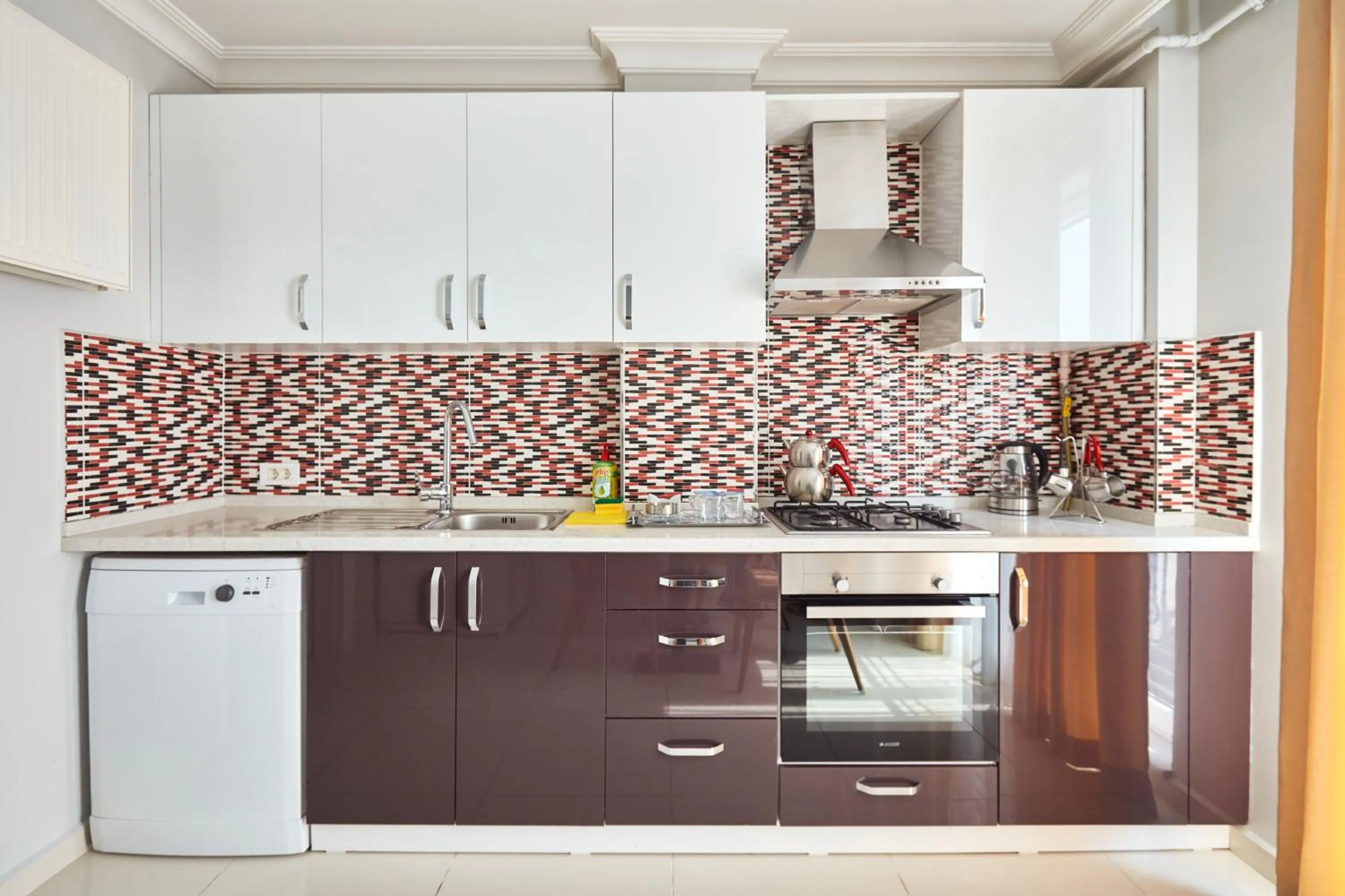 Kitchen or kitchenette in Tarabya Suites