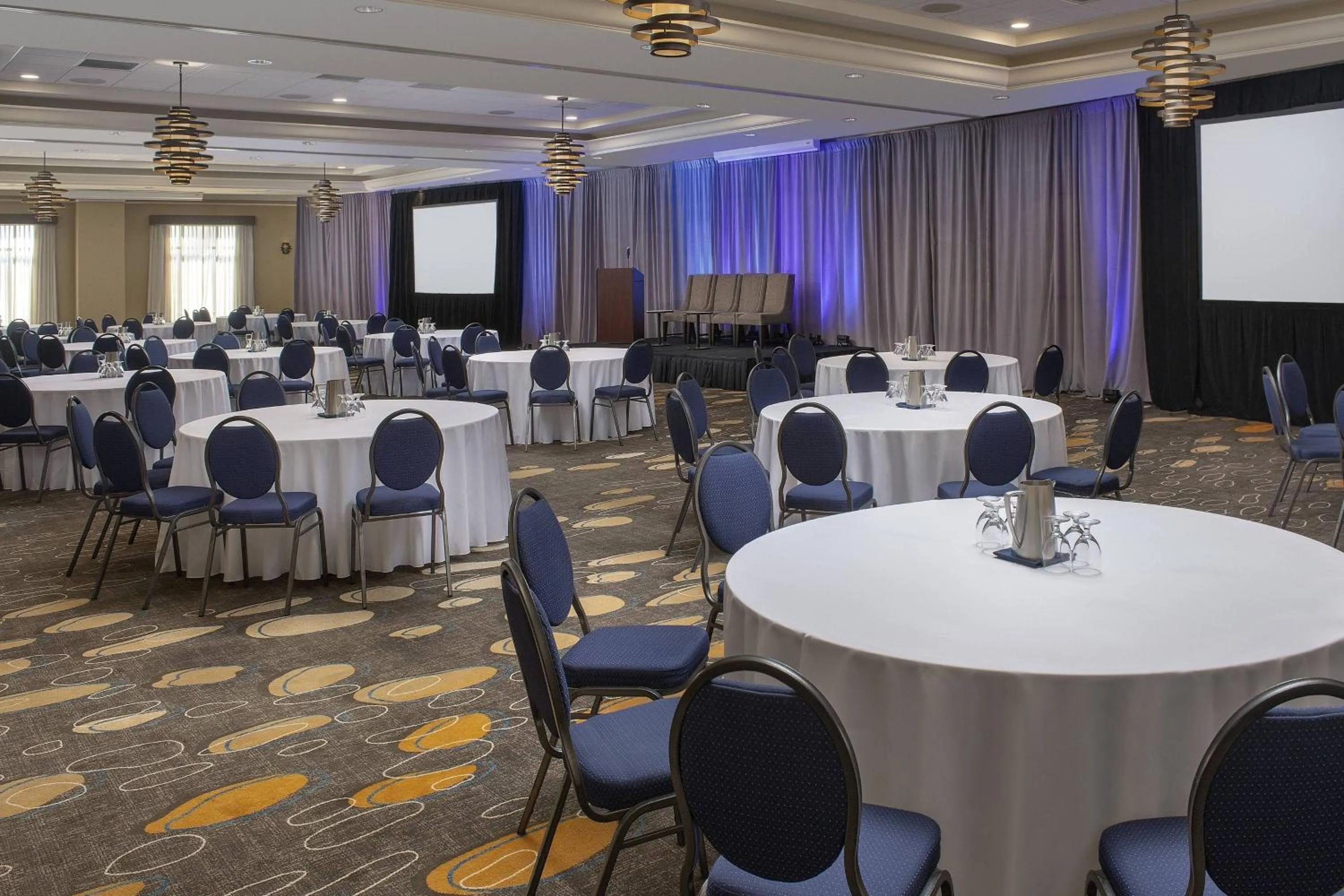 Meeting/conference room in Courtyard Tacoma Downtown