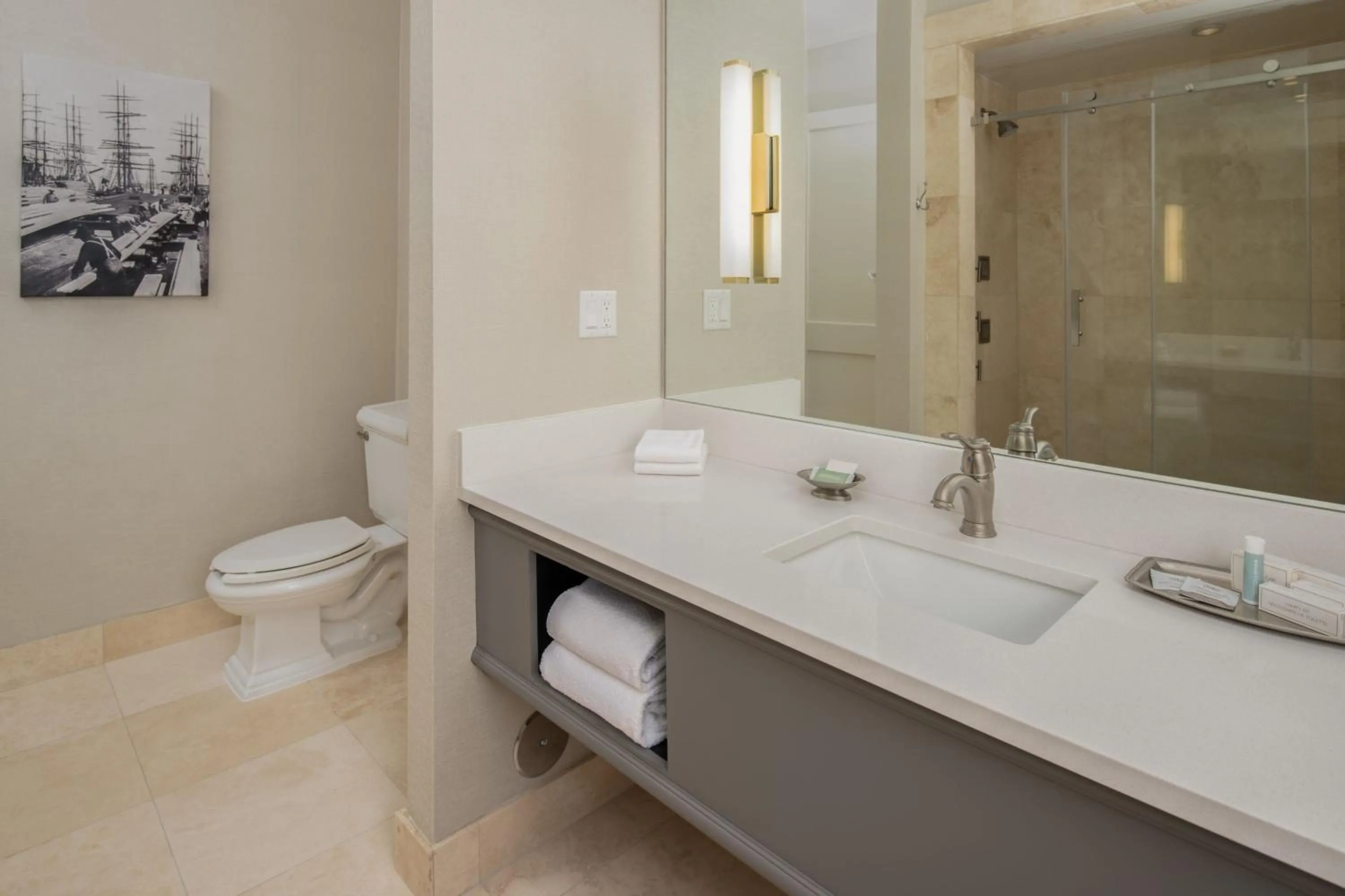 Bathroom in Courtyard Tacoma Downtown