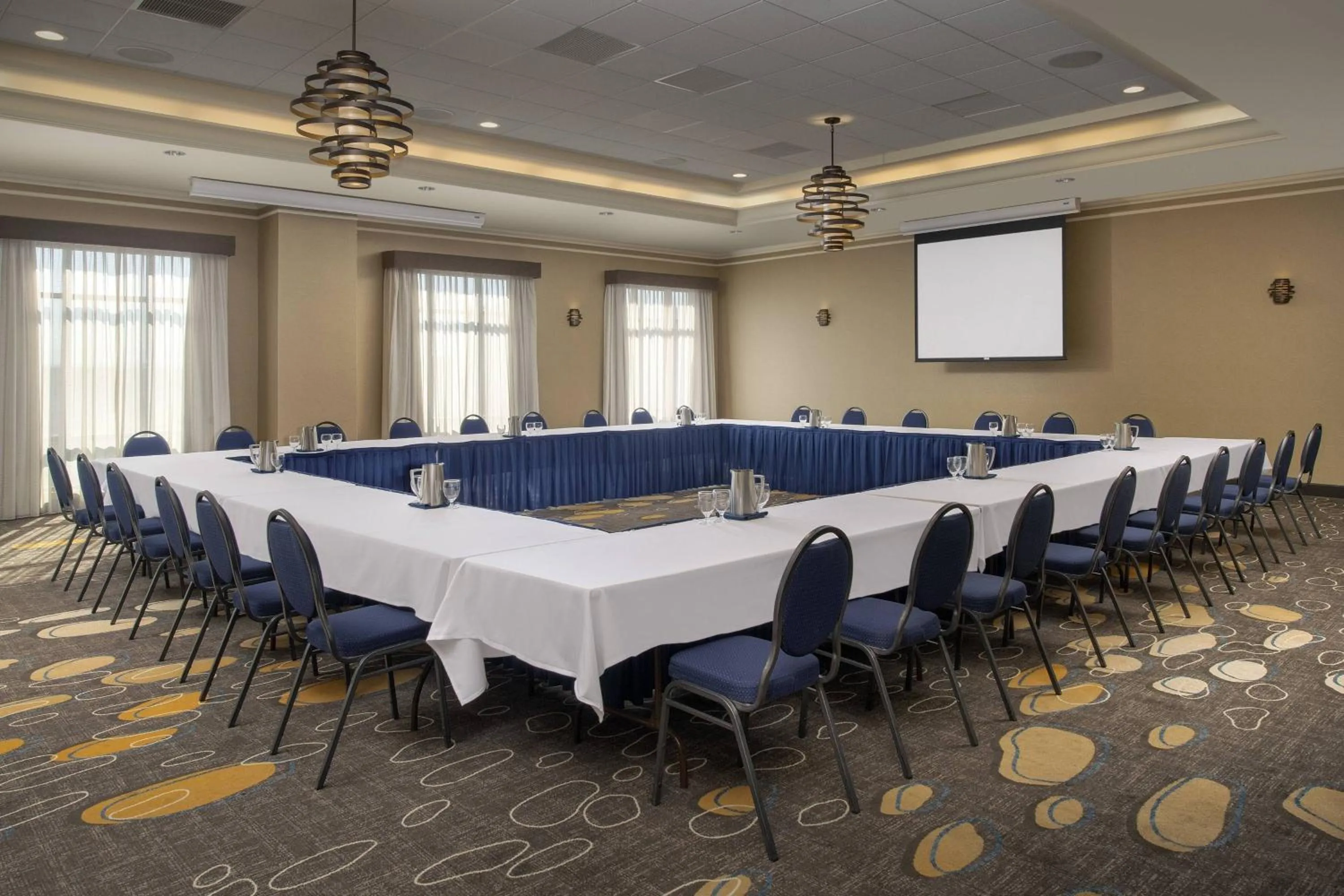 Meeting/conference room in Courtyard Tacoma Downtown