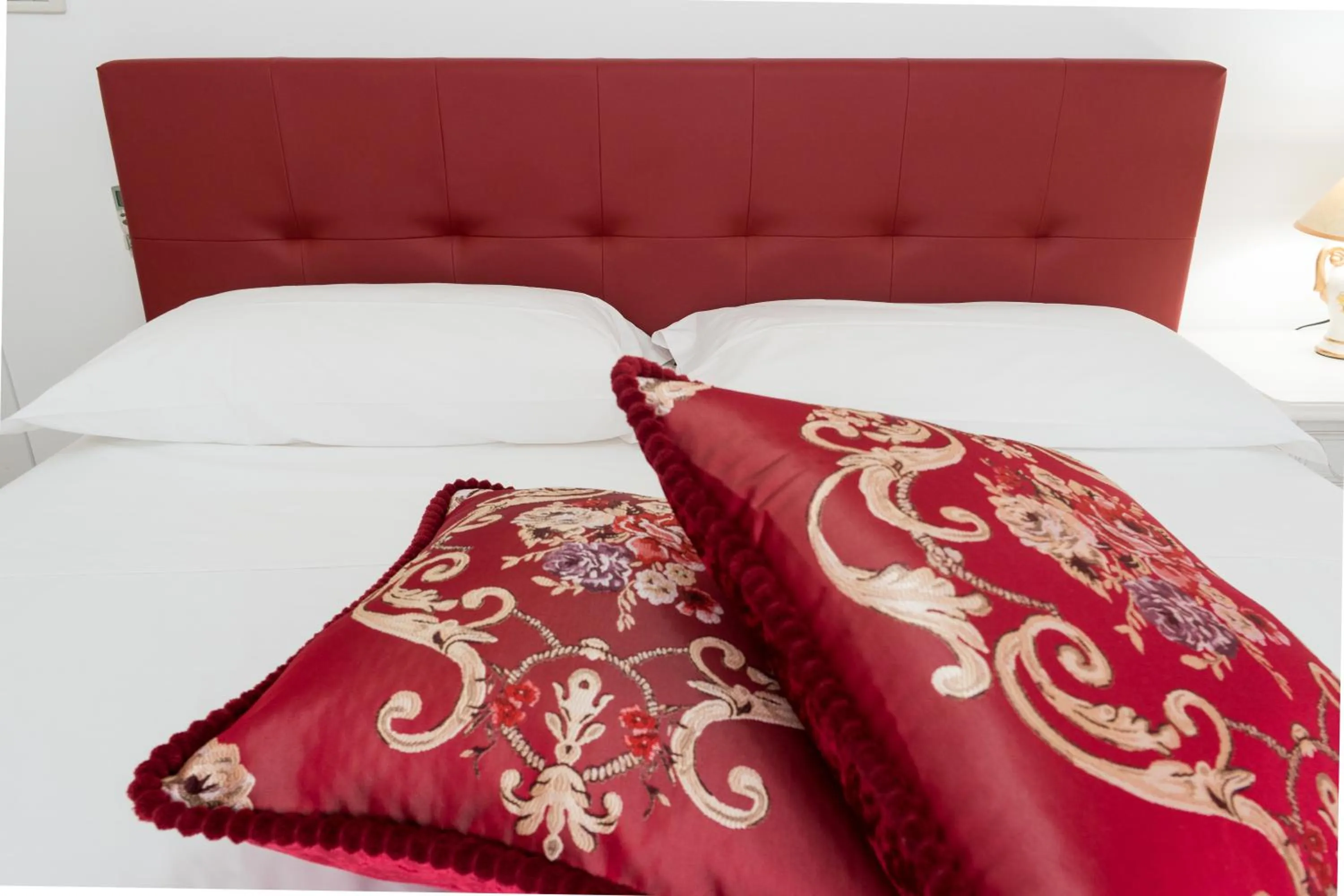 Photo of the whole room, Bed in Ca' Rebeka Venice - Atika & Atif