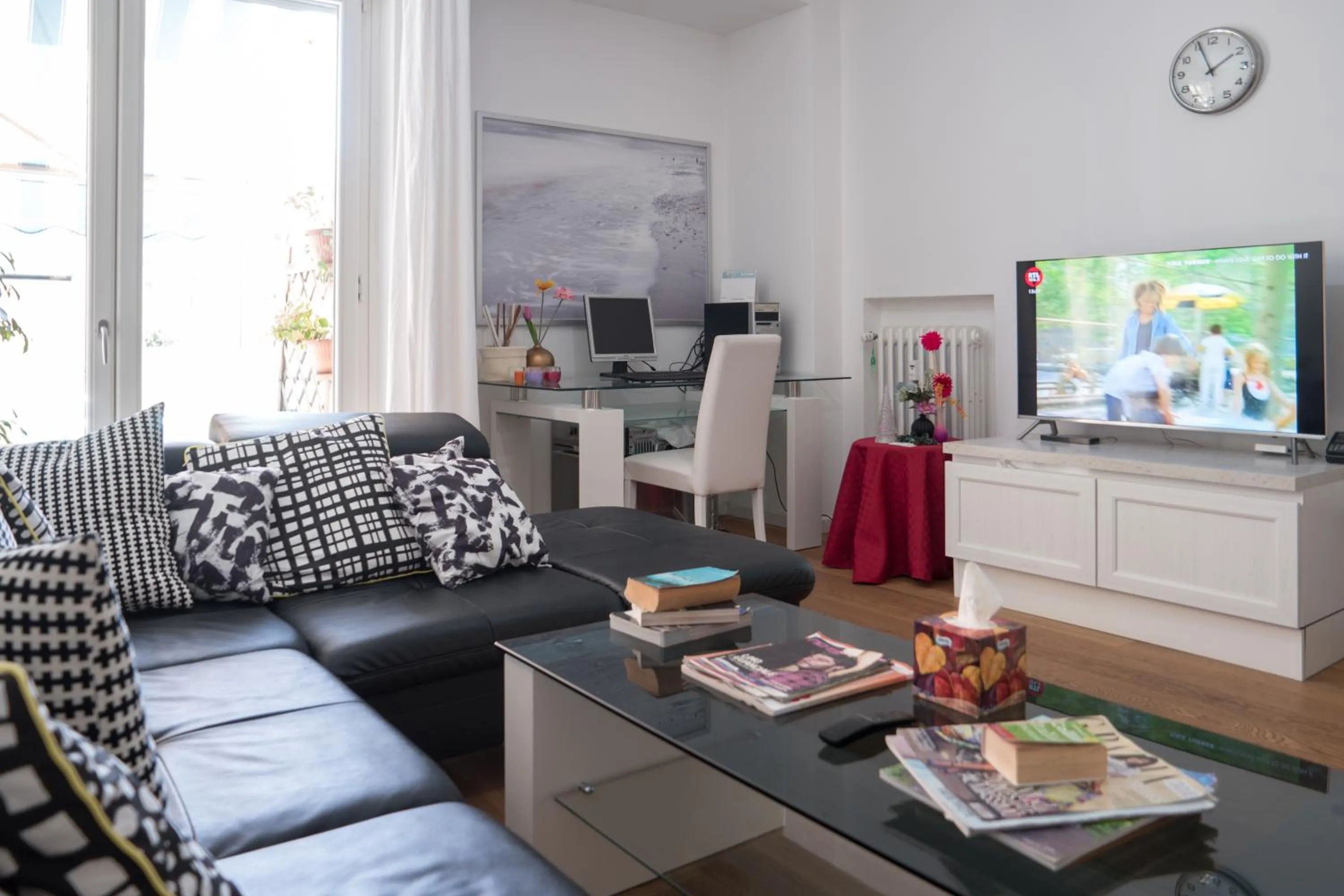 Seating area in Ca' Rebeka Venice - Atika & Atif