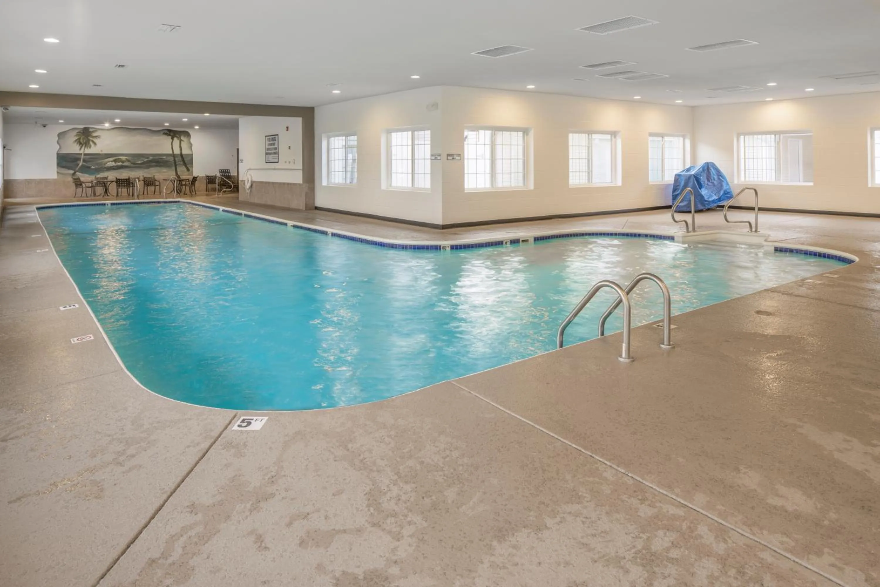 Swimming pool in The Suites at Fall Creek