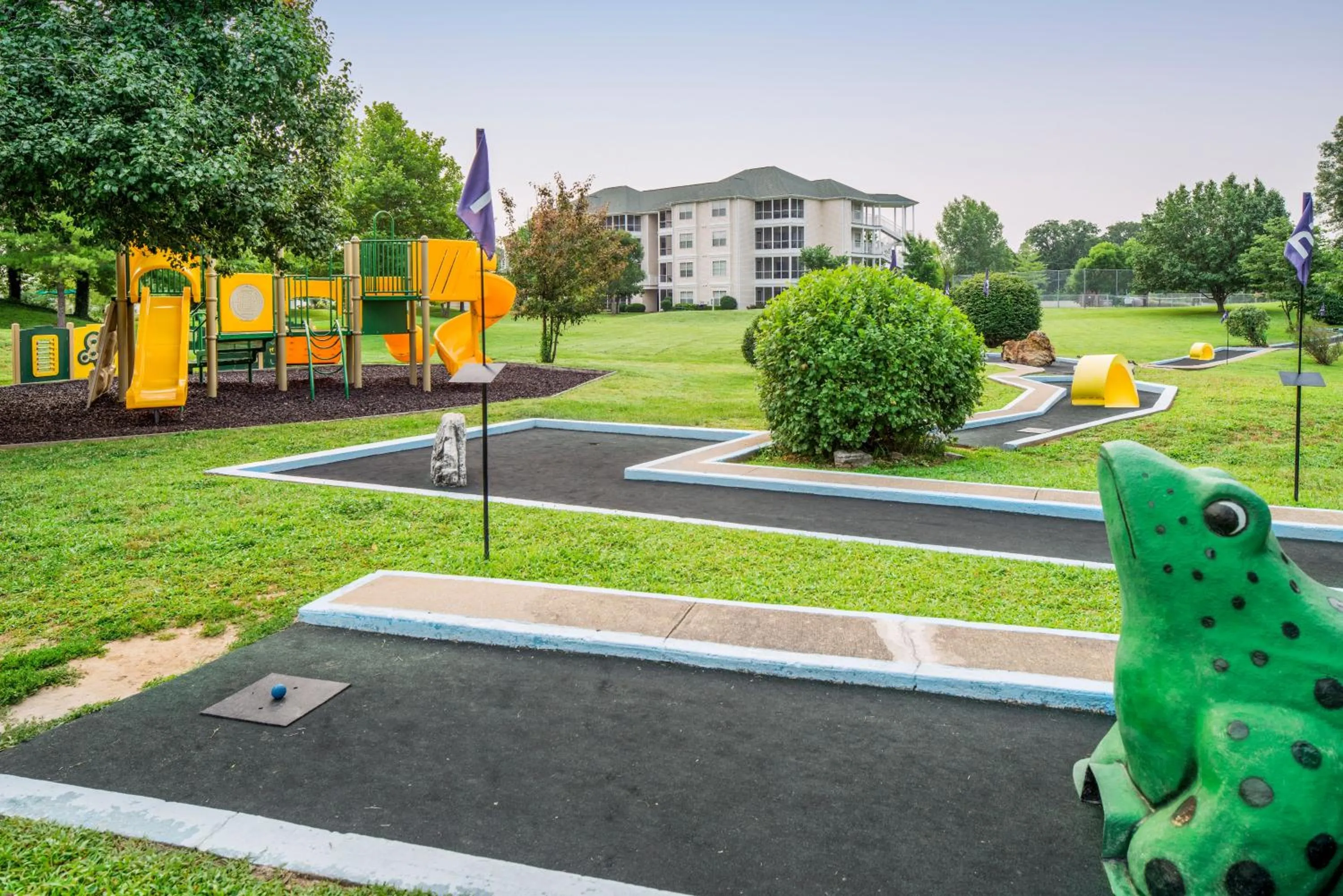 Minigolf in The Suites at Fall Creek