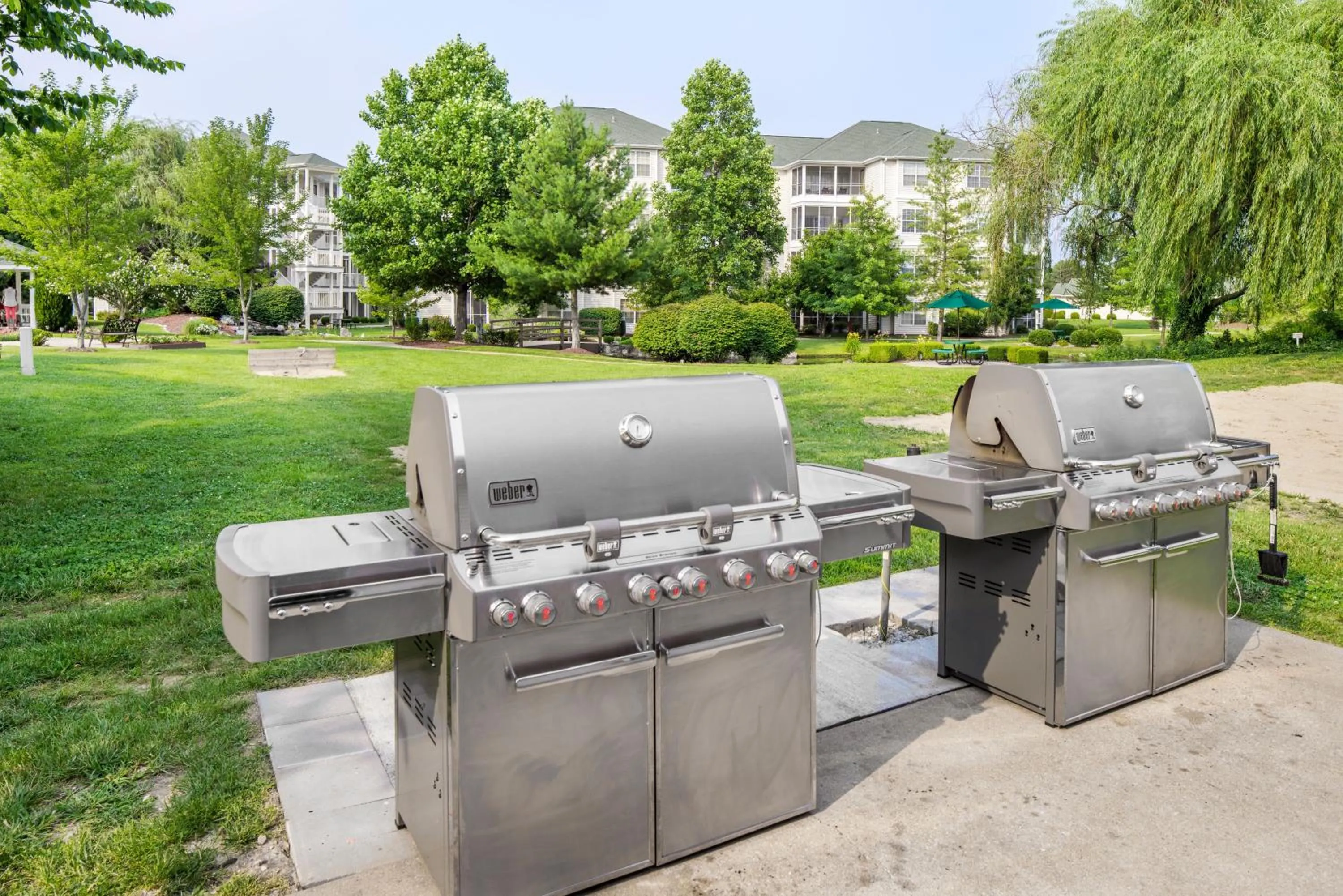 BBQ facilities in The Suites at Fall Creek