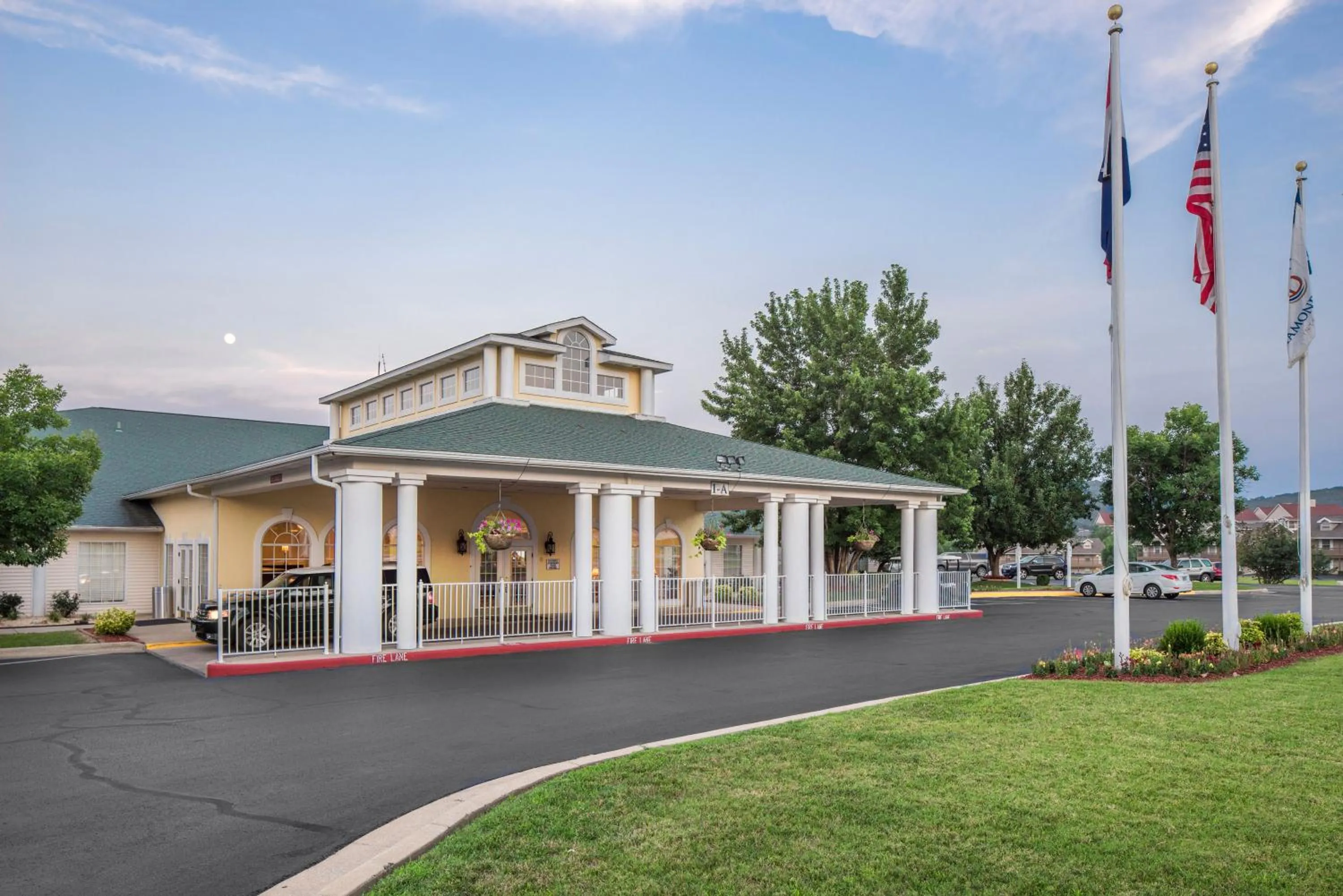 Facade/entrance in The Suites at Fall Creek