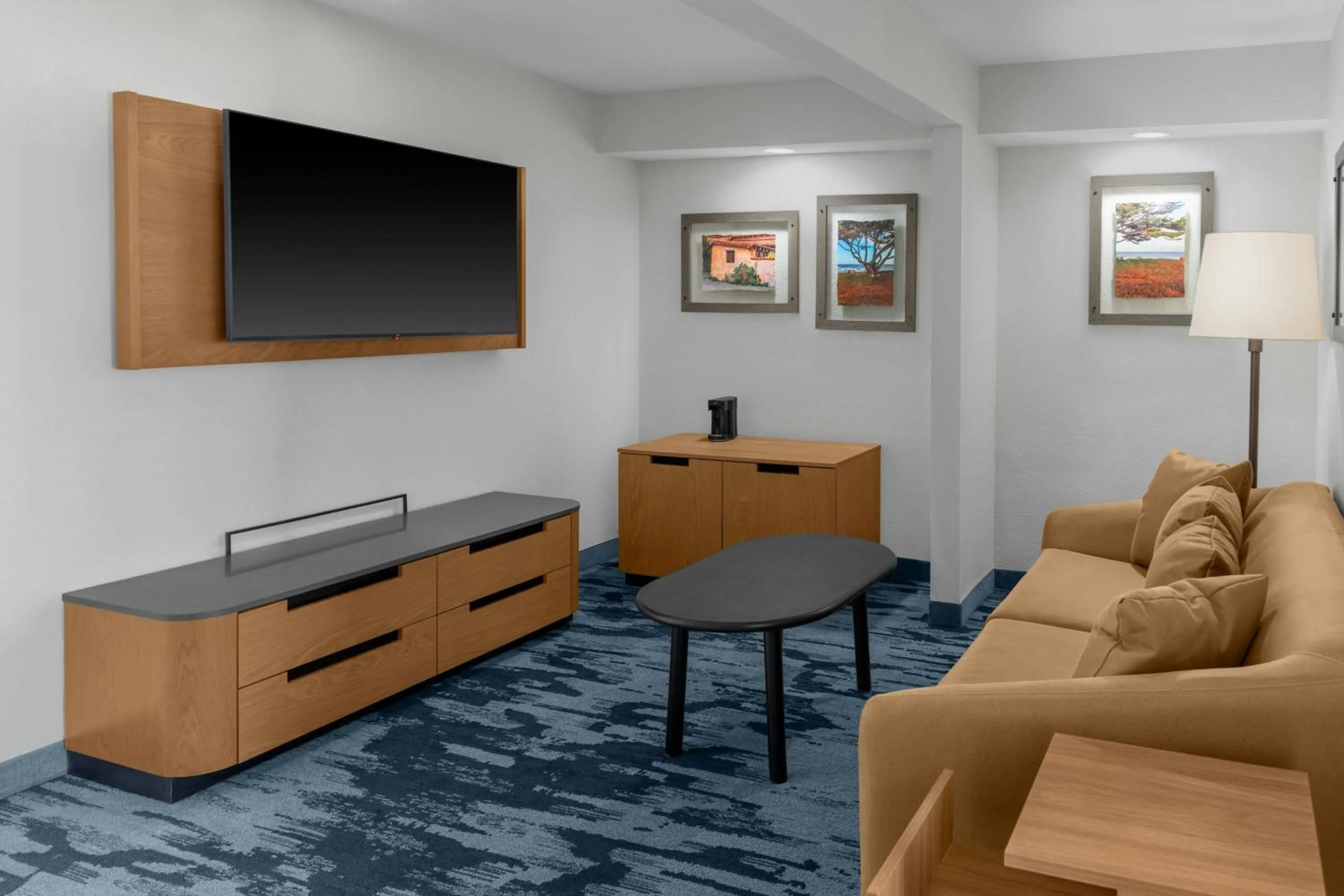 Living room in Fairfield Inn & Suites by Marriott San Francisco San Carlos