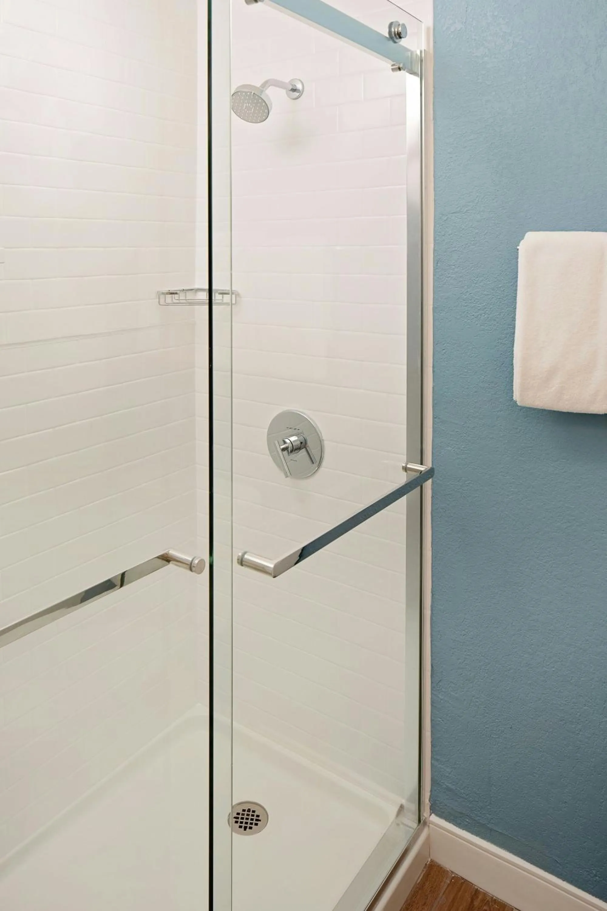 Bathroom in Residence Inn Sunnyvale Silicon Valley I