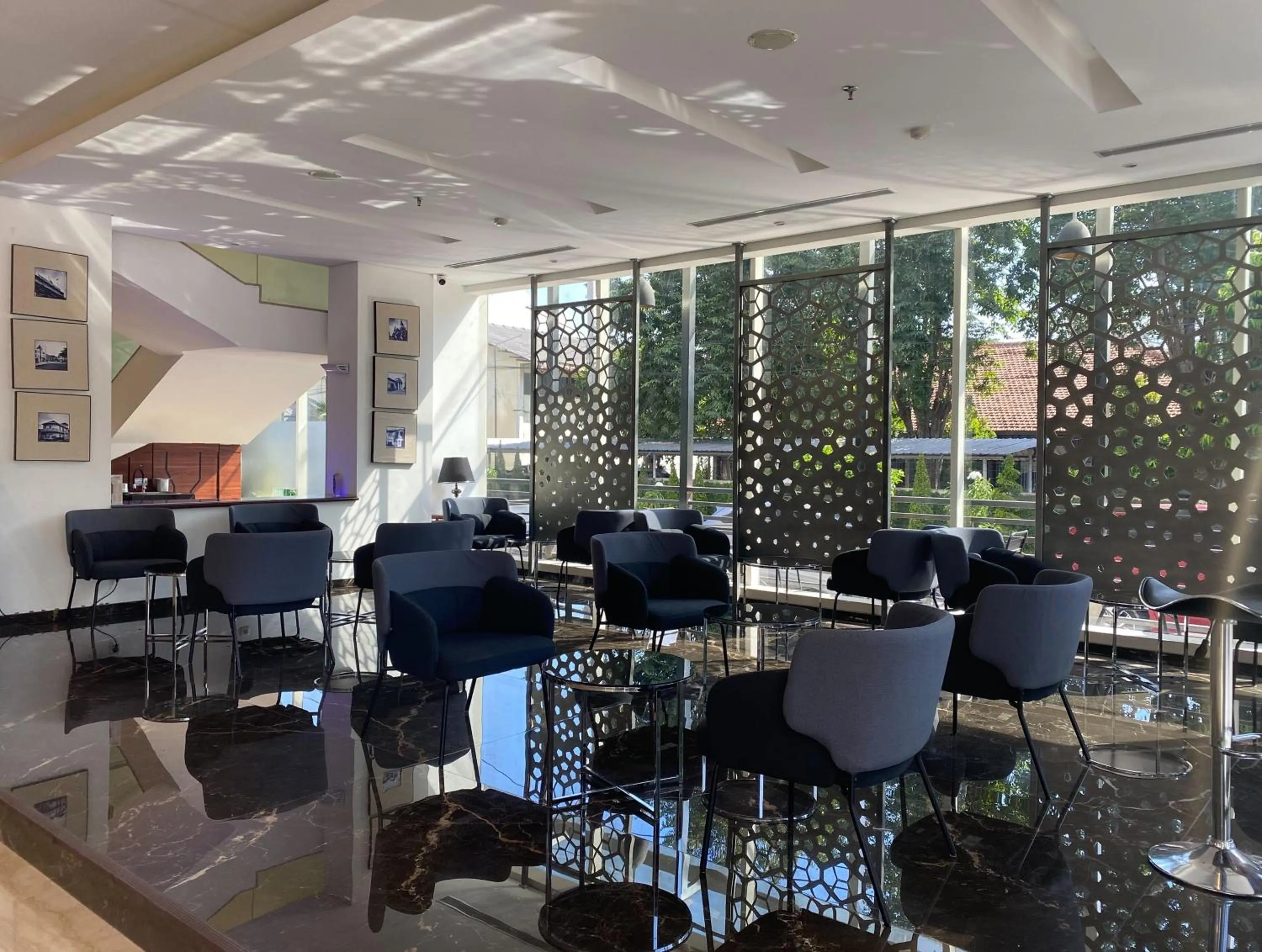 Property building in PrimeBiz Hotel Surabaya