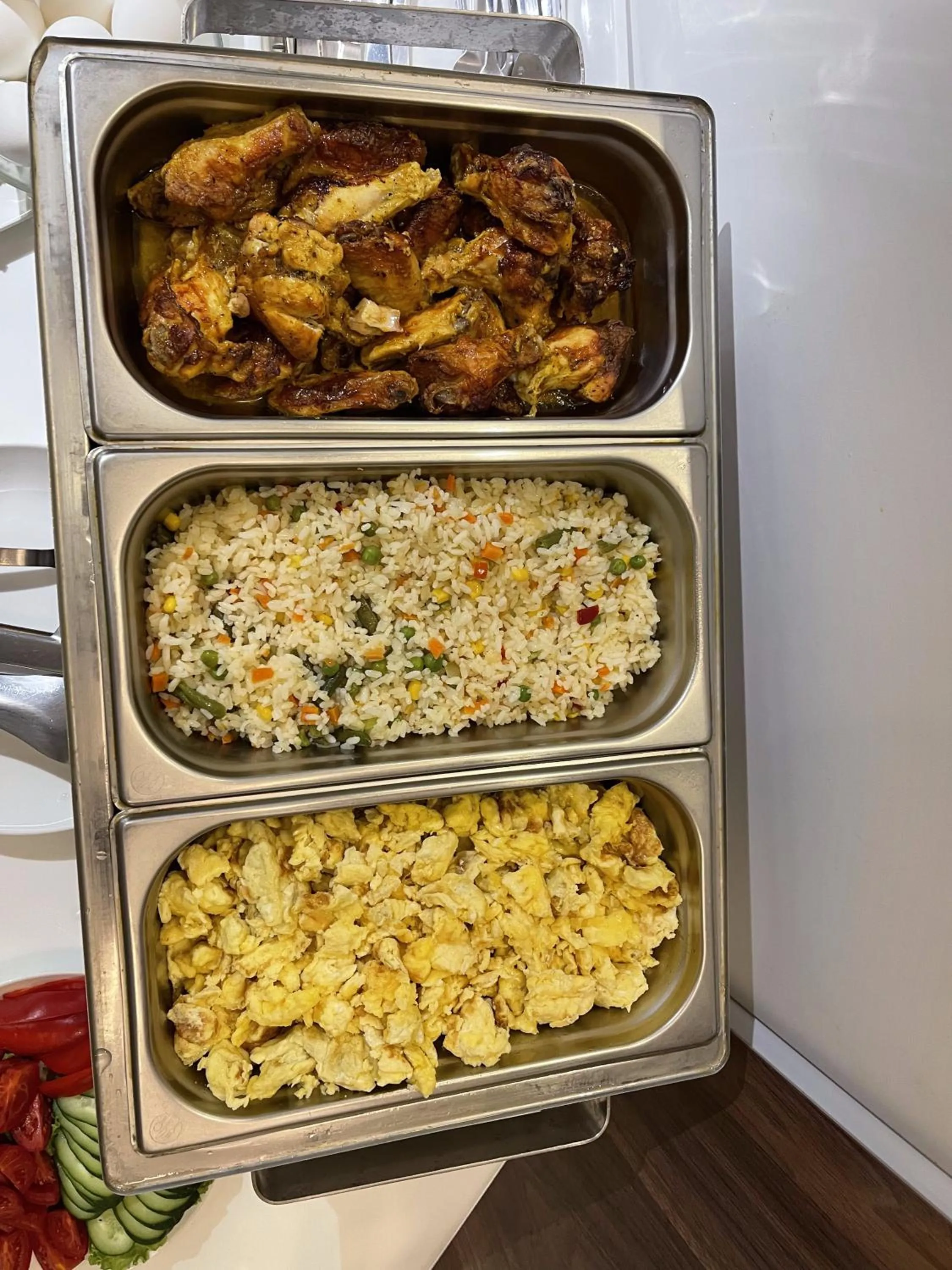 Food and drinks in Viva Hotel