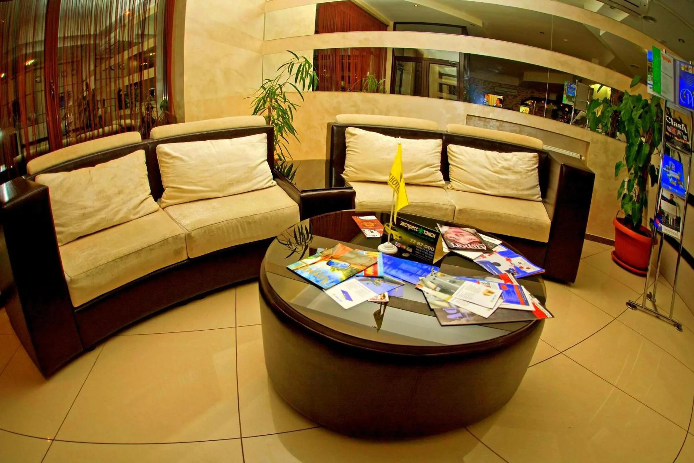 Communal lounge/ TV room in Viva Hotel