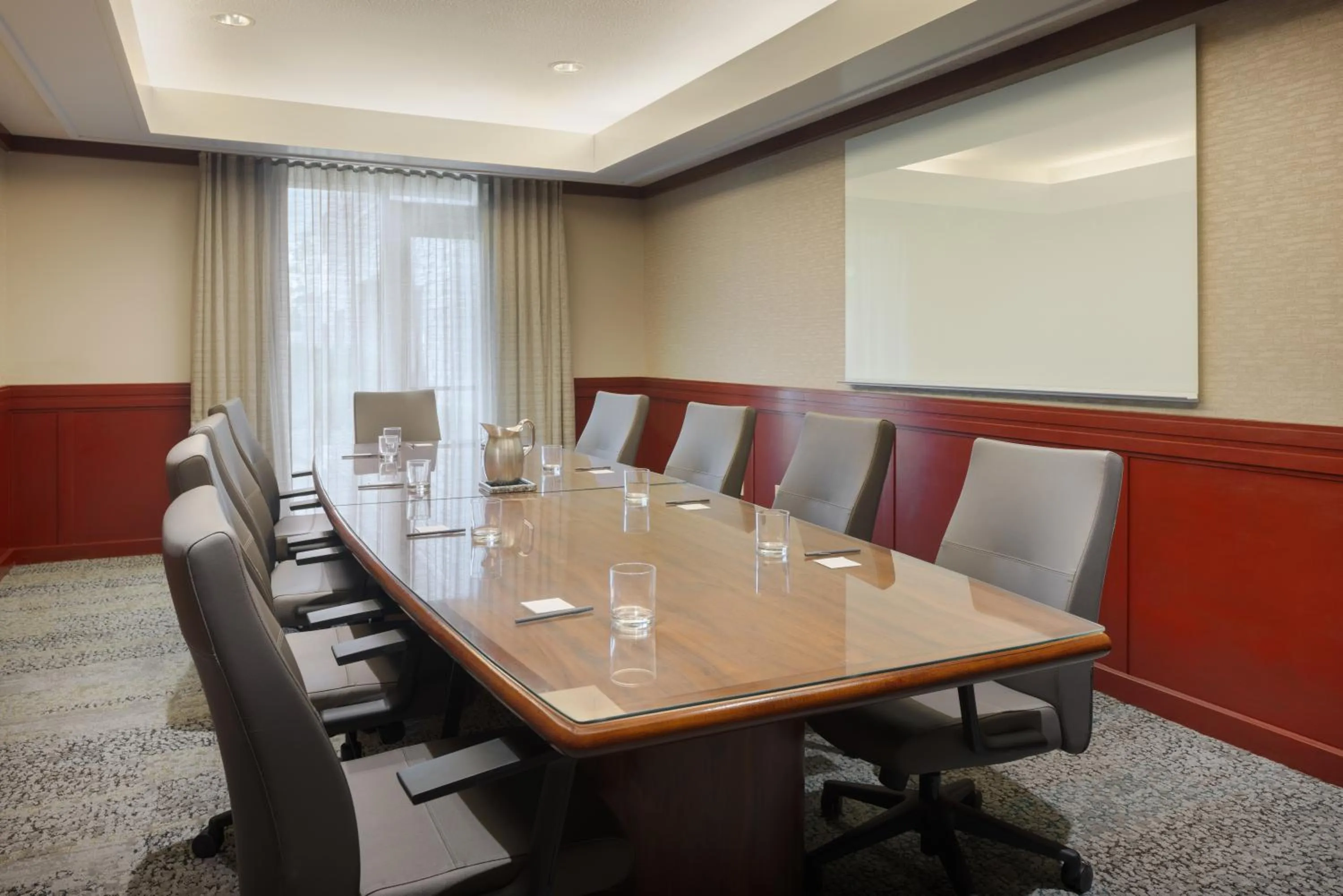 Meeting/conference room in Courtyard by Marriott Springfield Airport