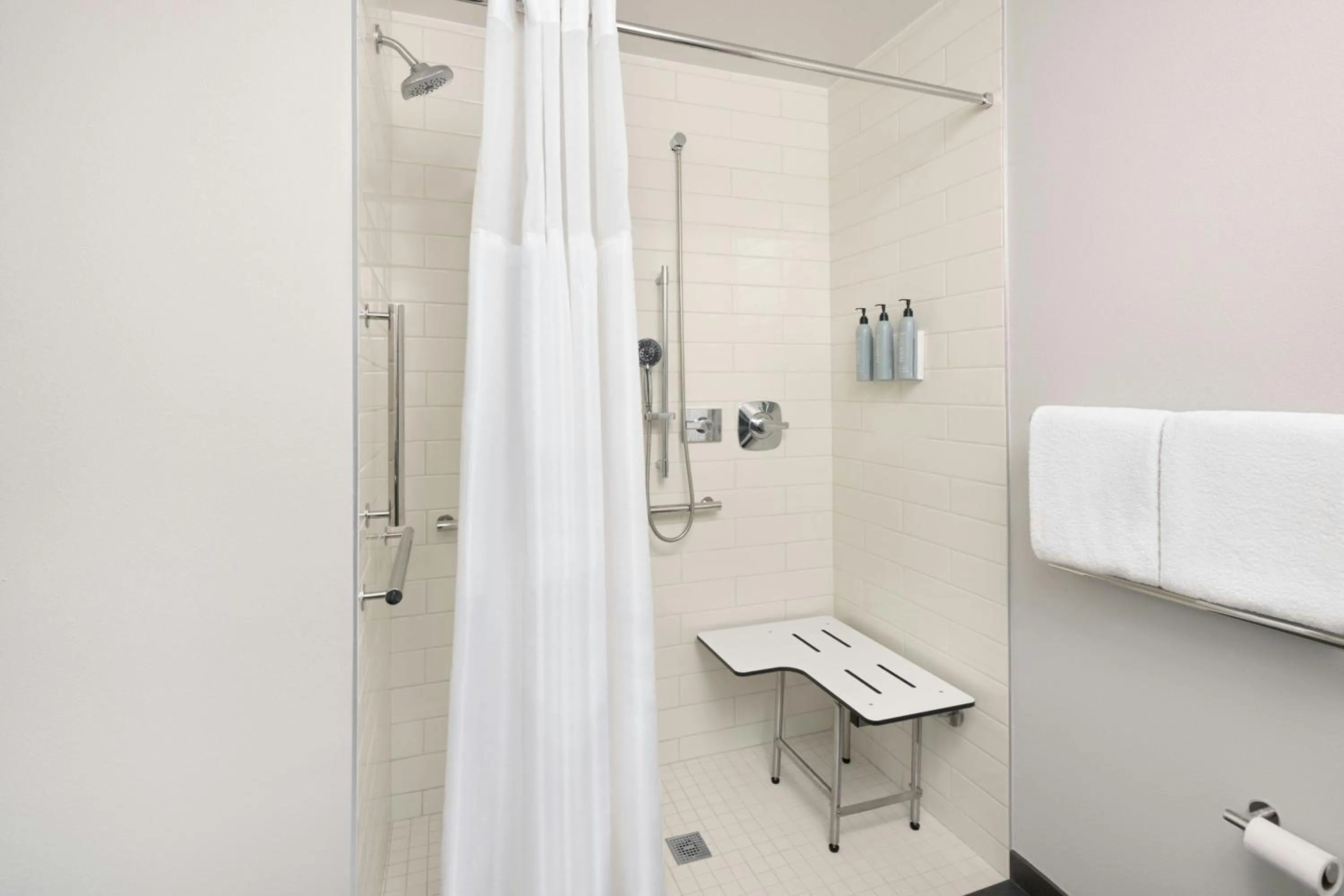 Bathroom in Courtyard by Marriott Springfield Airport