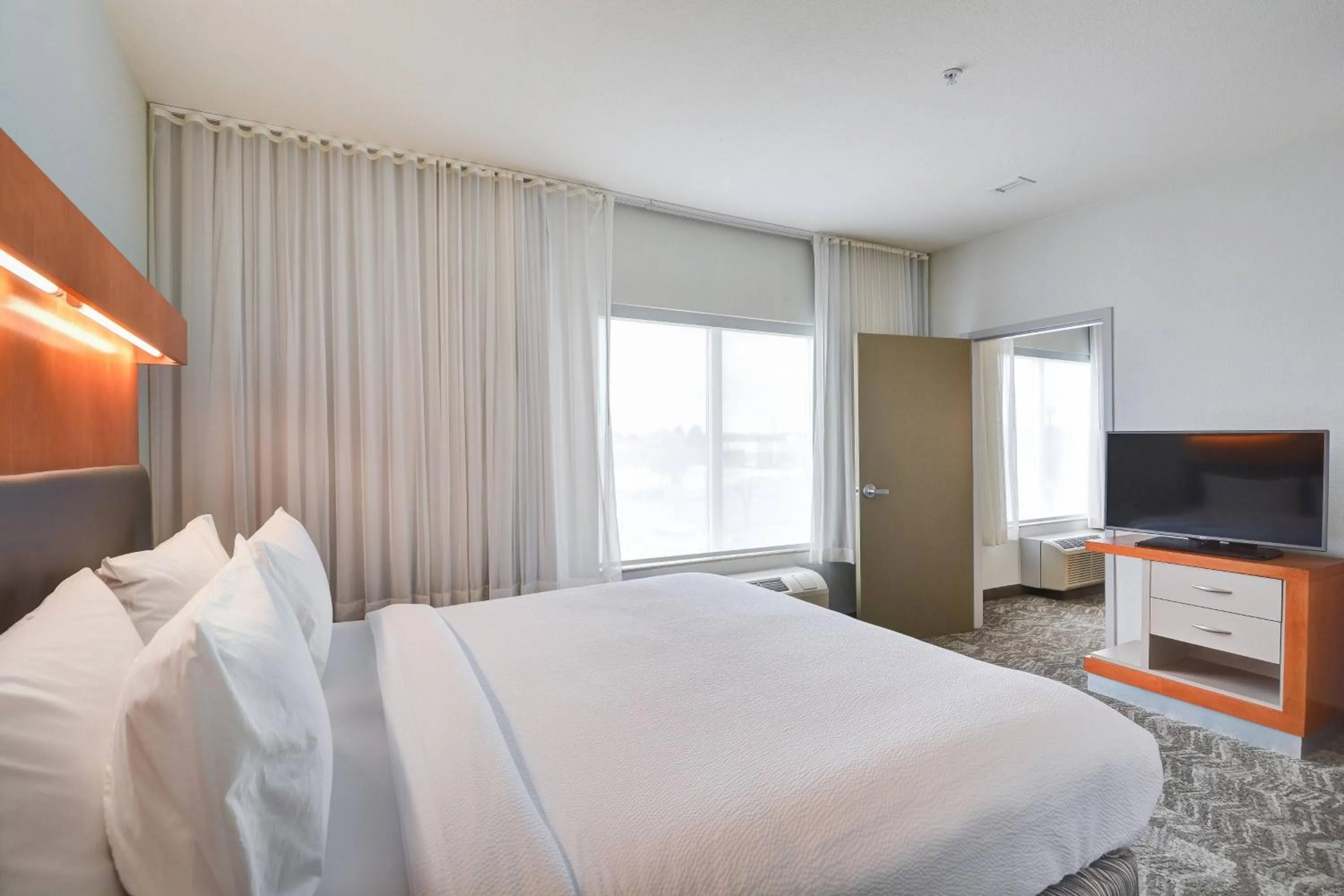 Bedroom, Bed in SpringHill Suites Shreveport-Bossier City/Louisiana Downs