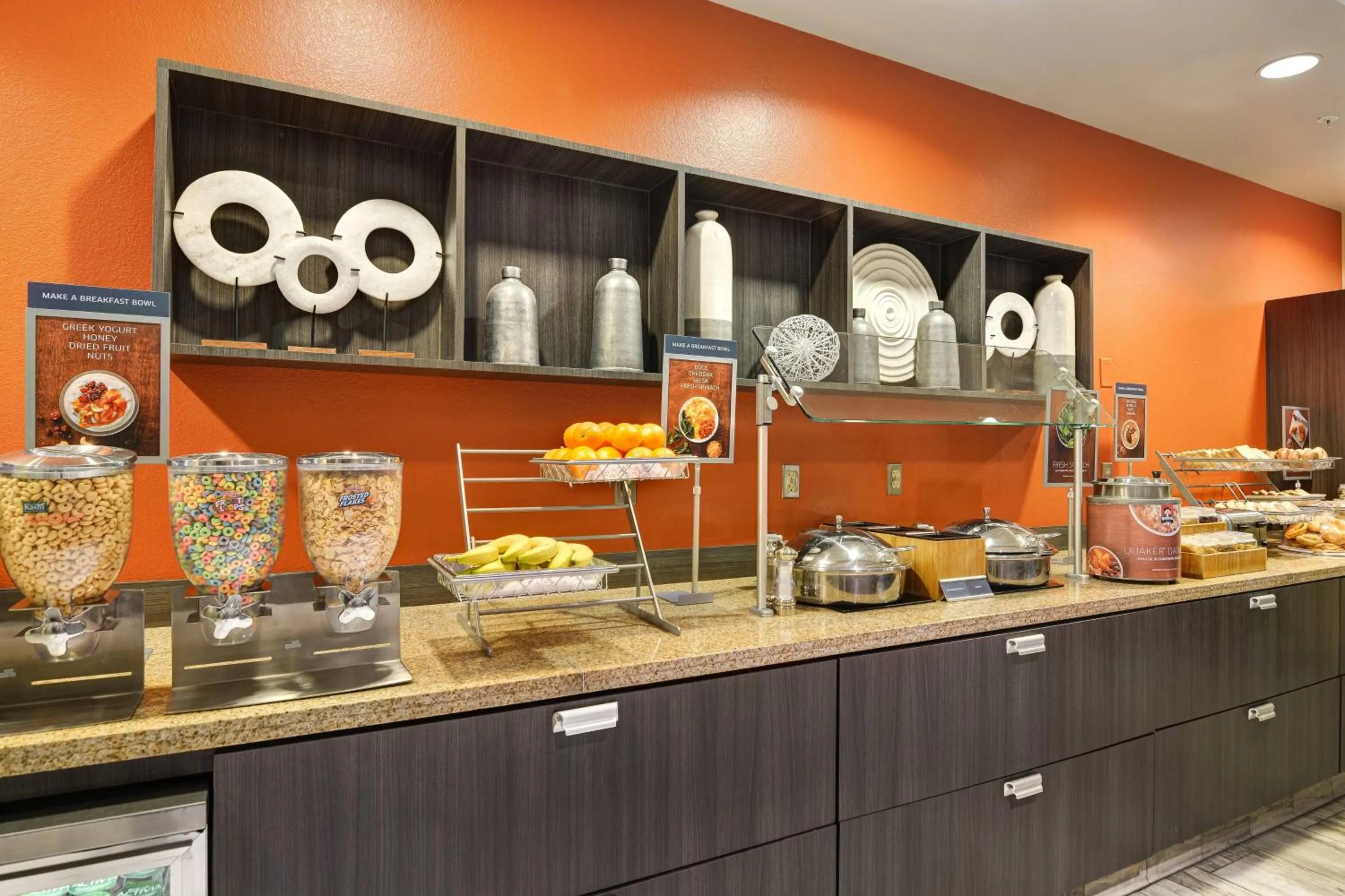 Breakfast in SpringHill Suites Shreveport-Bossier City/Louisiana Downs