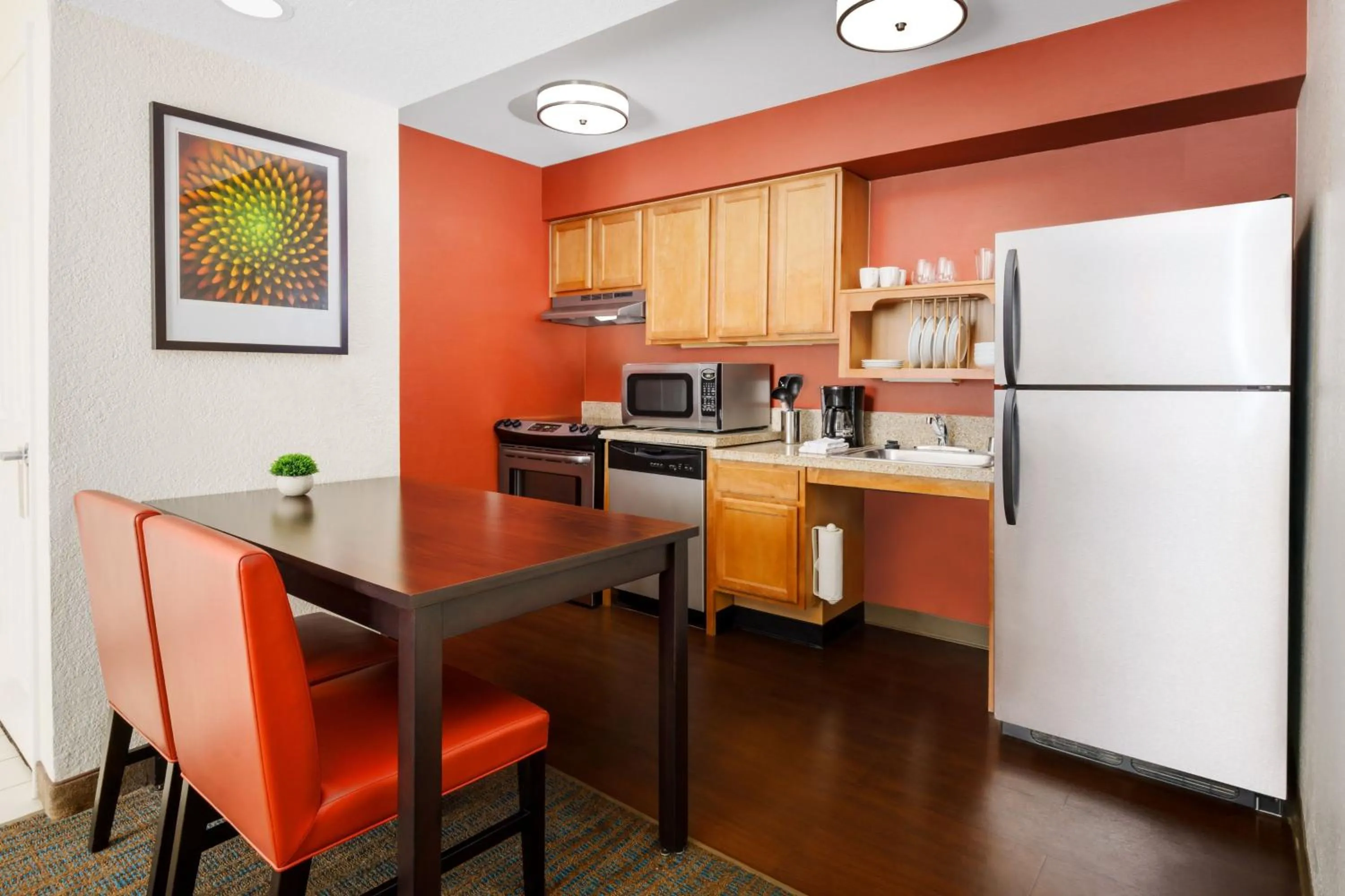 Kitchen or kitchenette in Residence Inn Fremont Silicon Valley