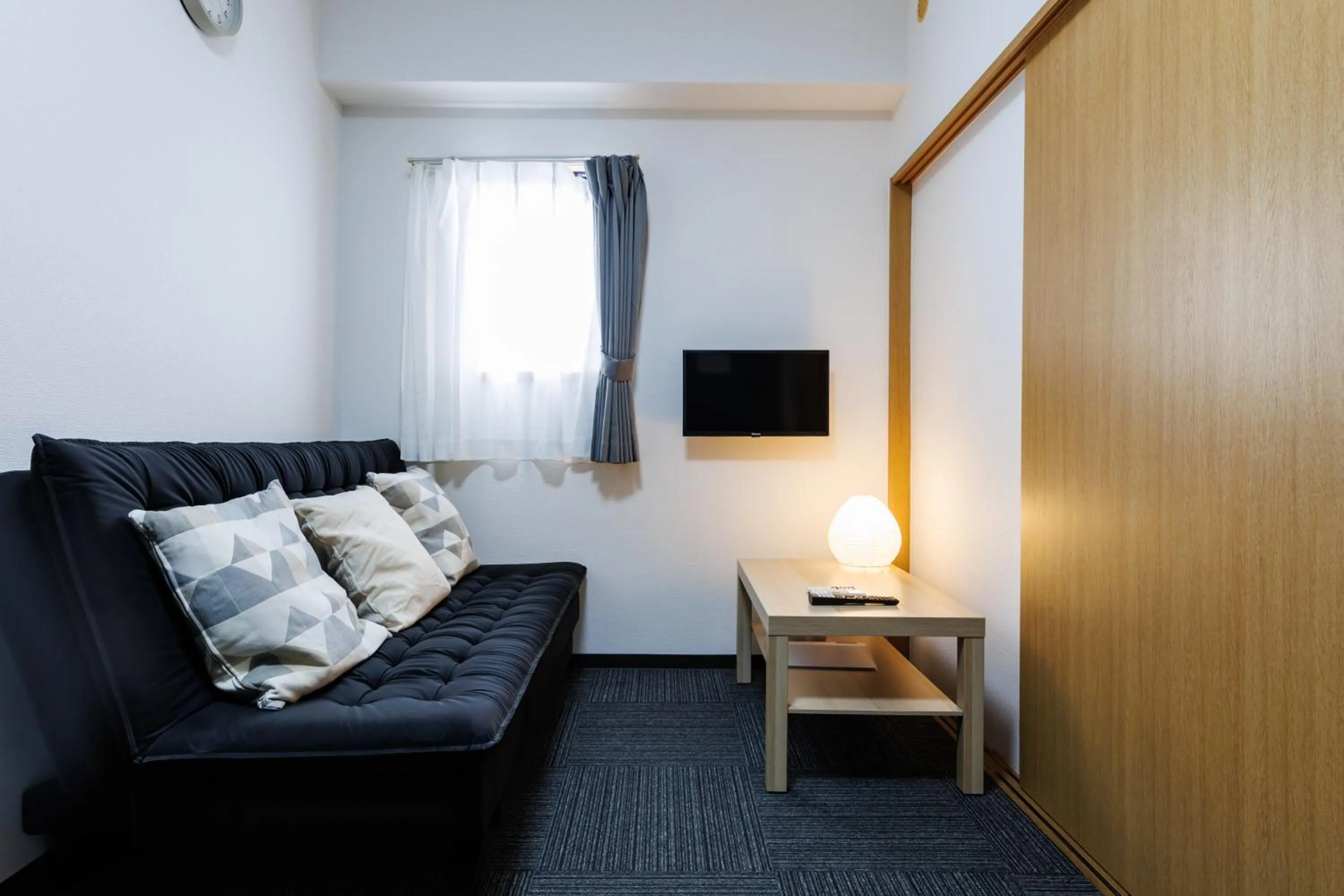 Grande Famille Shimanouchi Dotonbori Condo