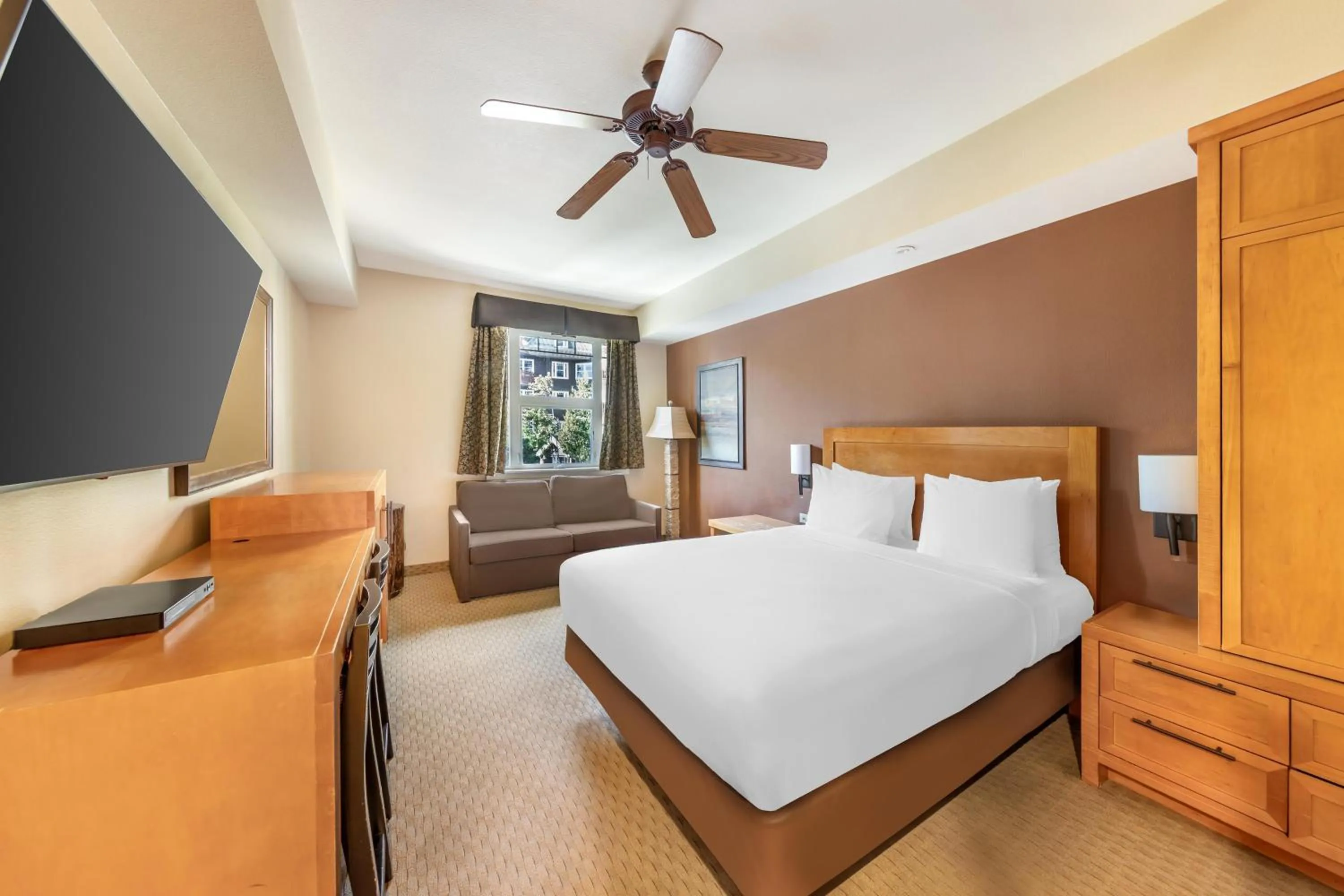 Bed in Hilton Vacation Club Lake Tahoe Resort South