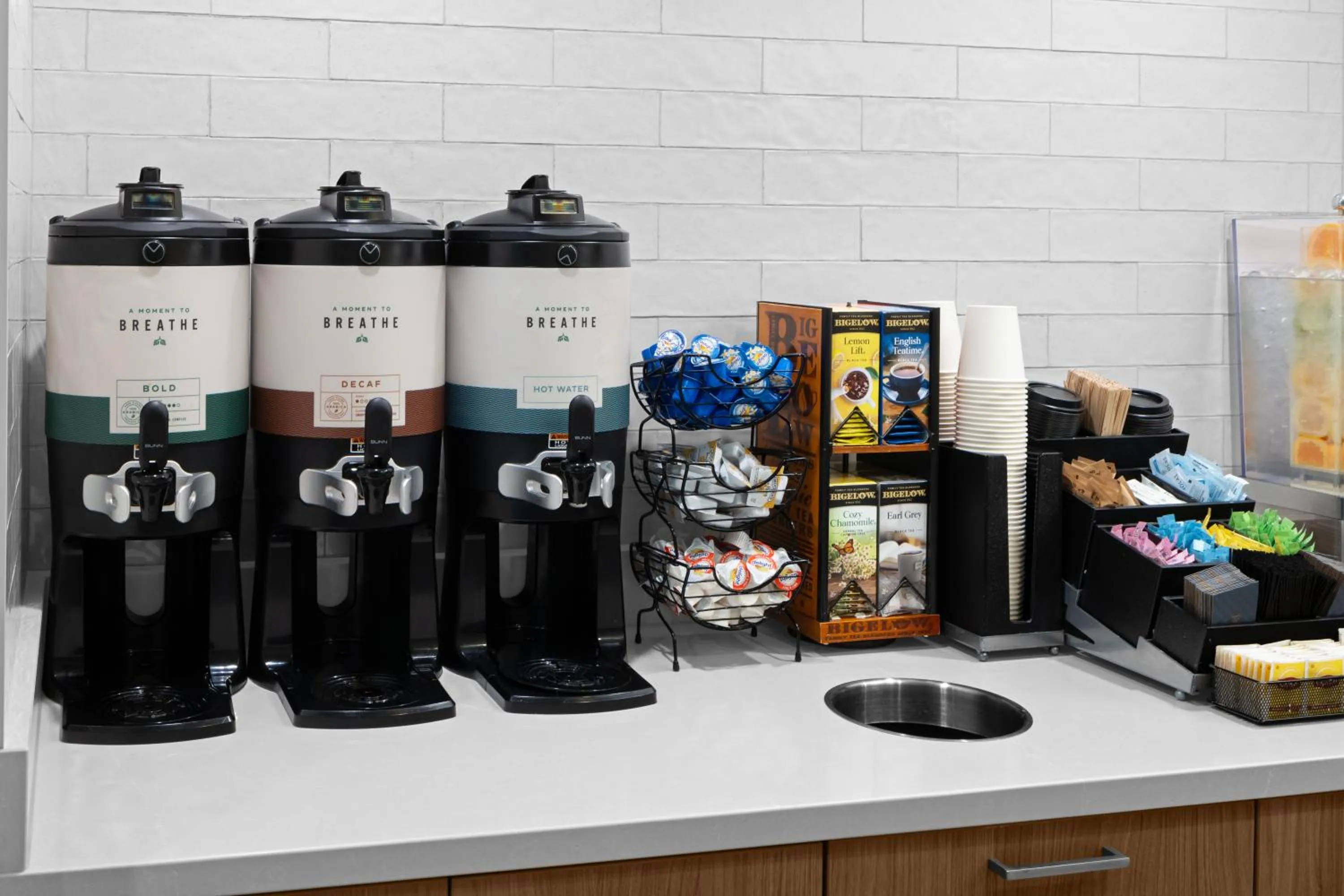 Coffee/tea facilities in Richfield Fairfield Inc