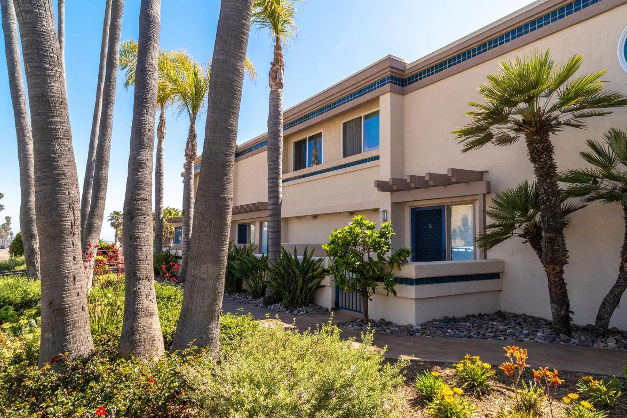 Property building in Southern California Beach Club