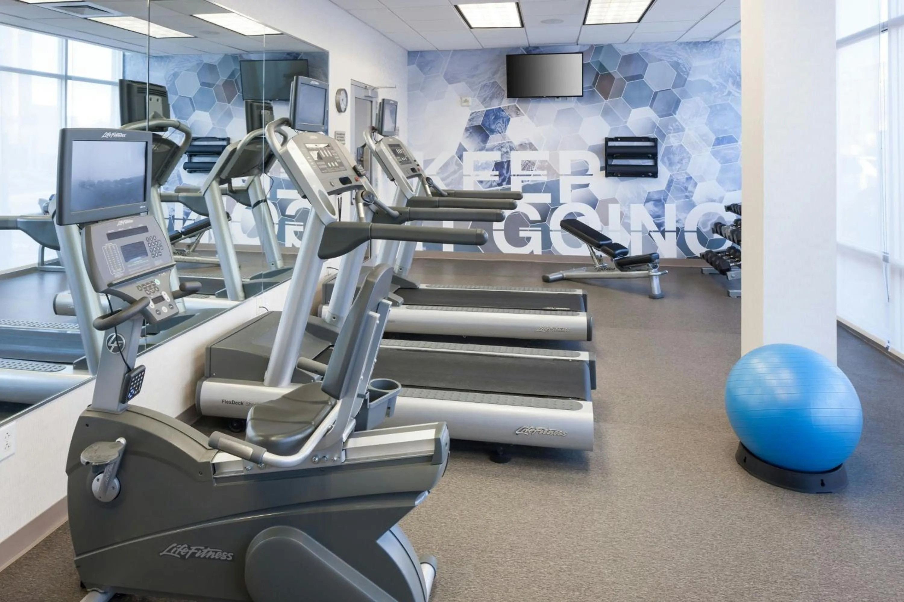 Fitness centre/facilities in SpringHill Suites by Marriott Salt Lake City Airport