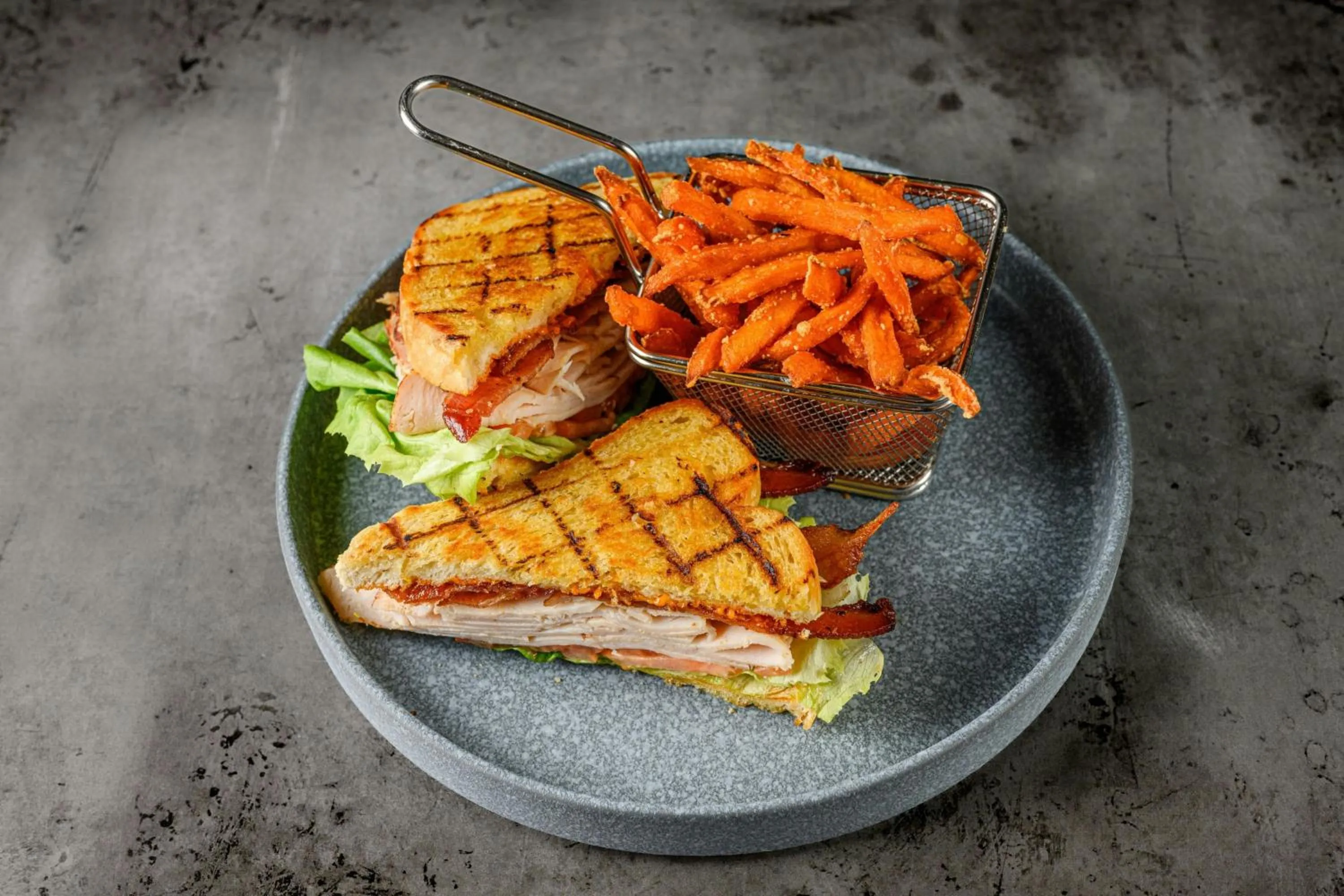 Restaurant/places to eat in Provo Marriott Hotel & Conference Center