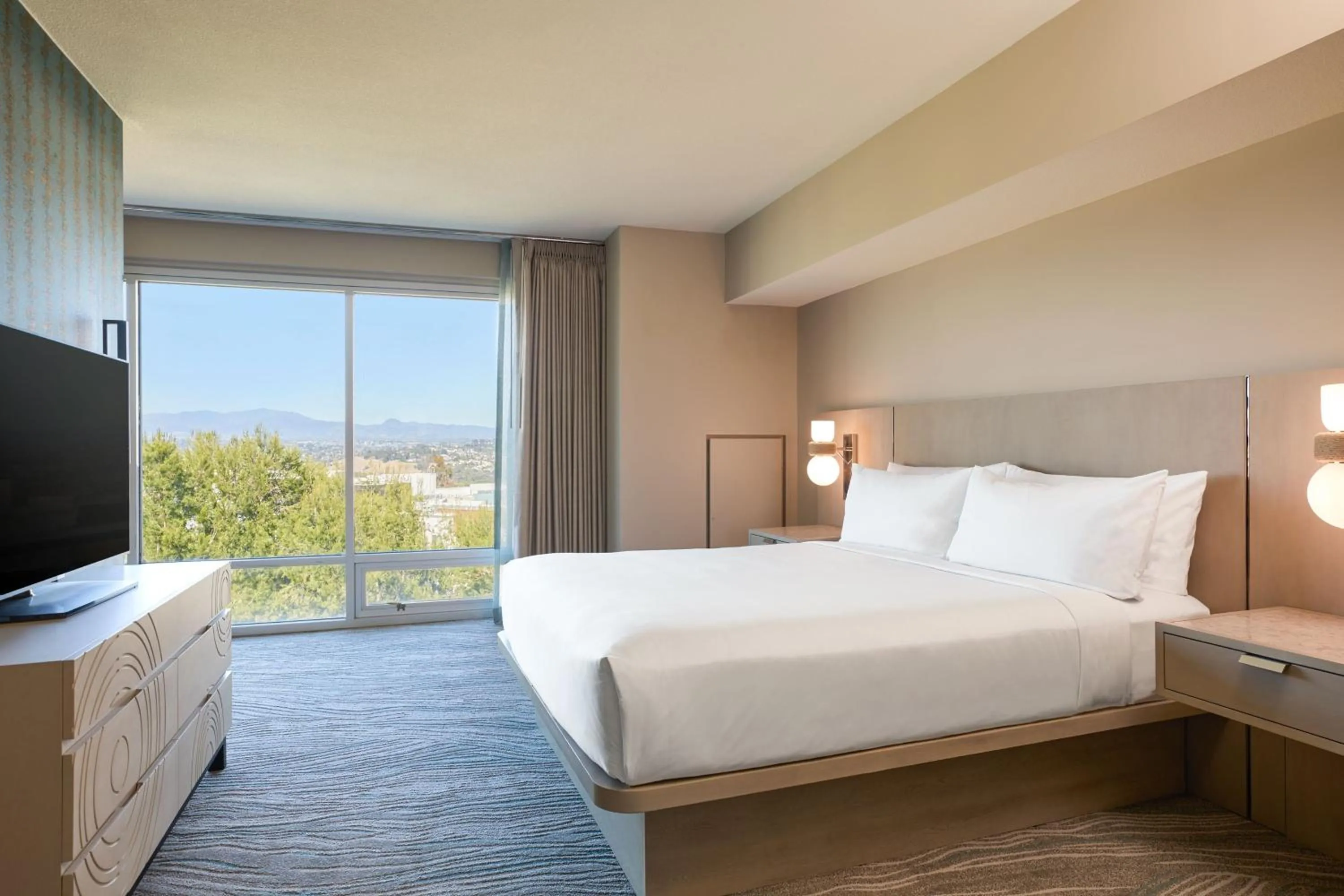 Photo of the whole room, Bed in Renaissance ClubSport Aliso Viejo Laguna Beach Hotel