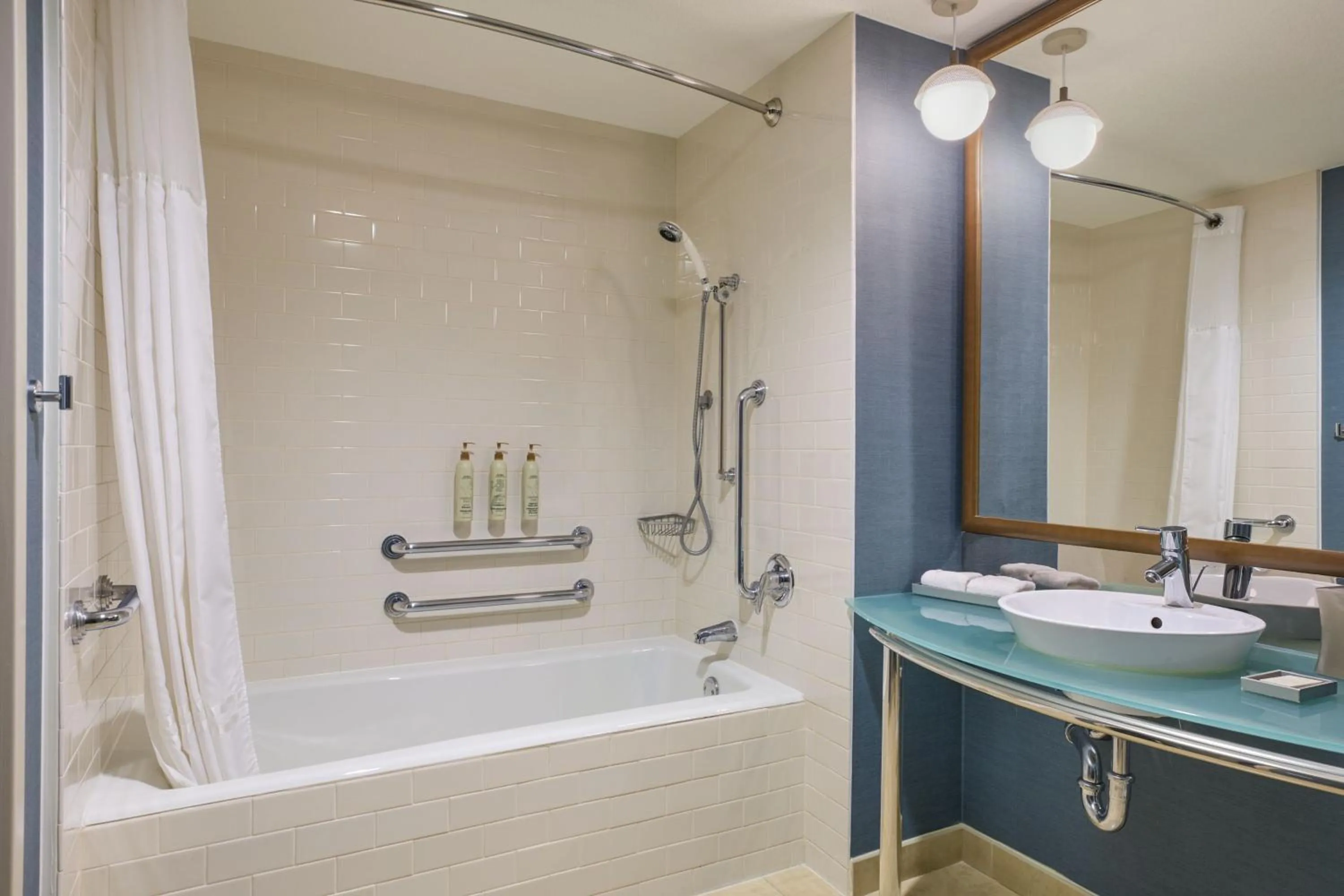 Bathroom in Renaissance ClubSport Aliso Viejo Laguna Beach Hotel