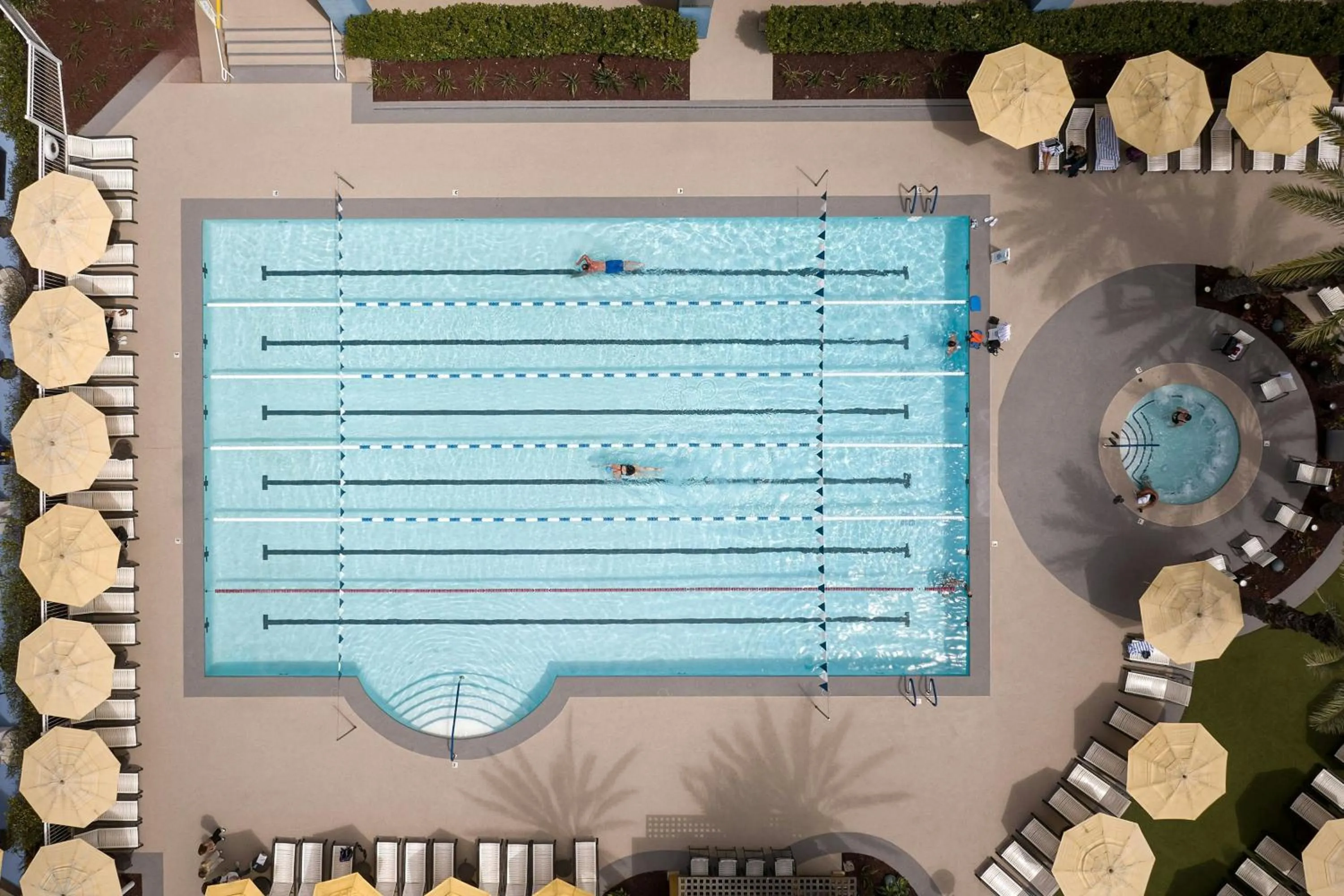 Swimming pool in Renaissance ClubSport Aliso Viejo Laguna Beach Hotel