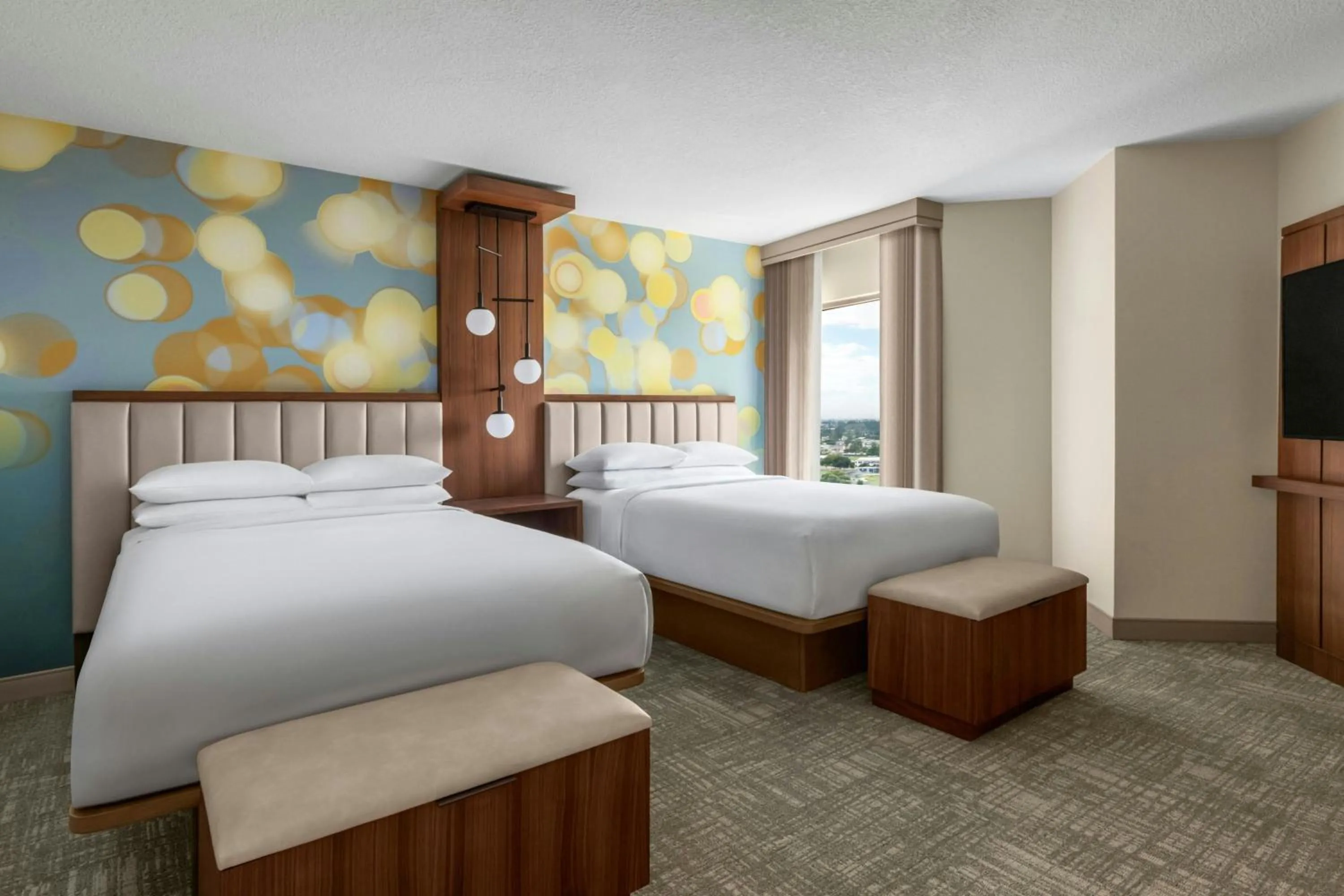 Bedroom, Bed in Anaheim Marriott Suites