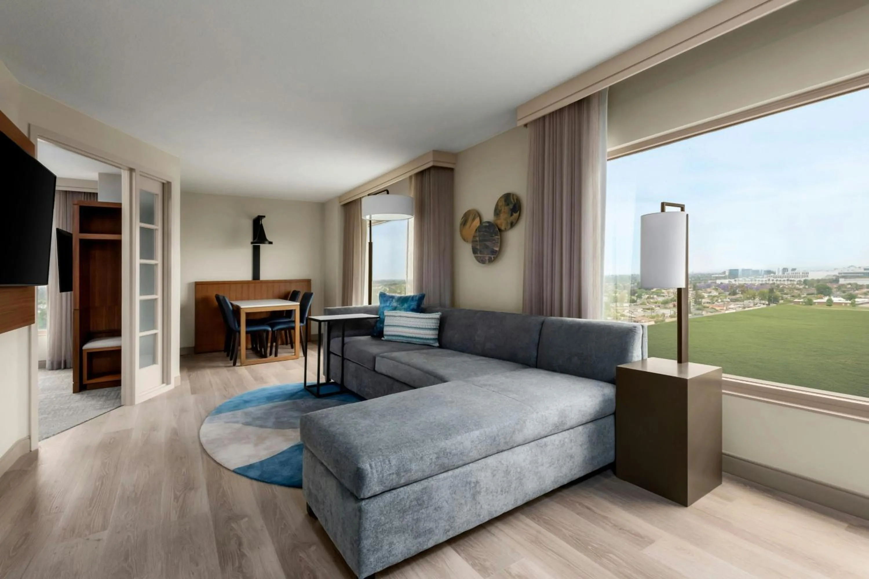 Living room in Anaheim Marriott Suites