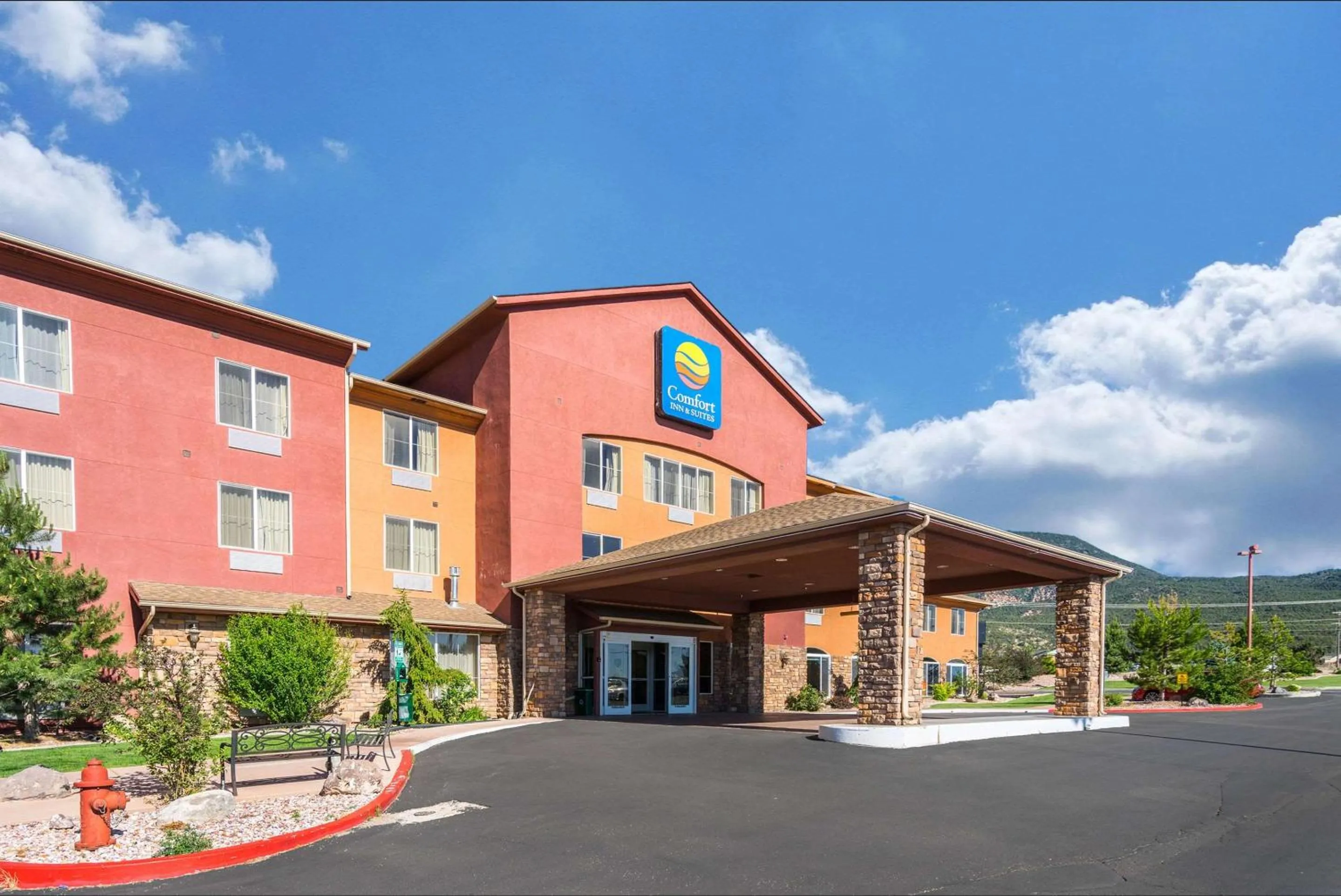 Property building in Comfort Inn & Suites Cedar City South