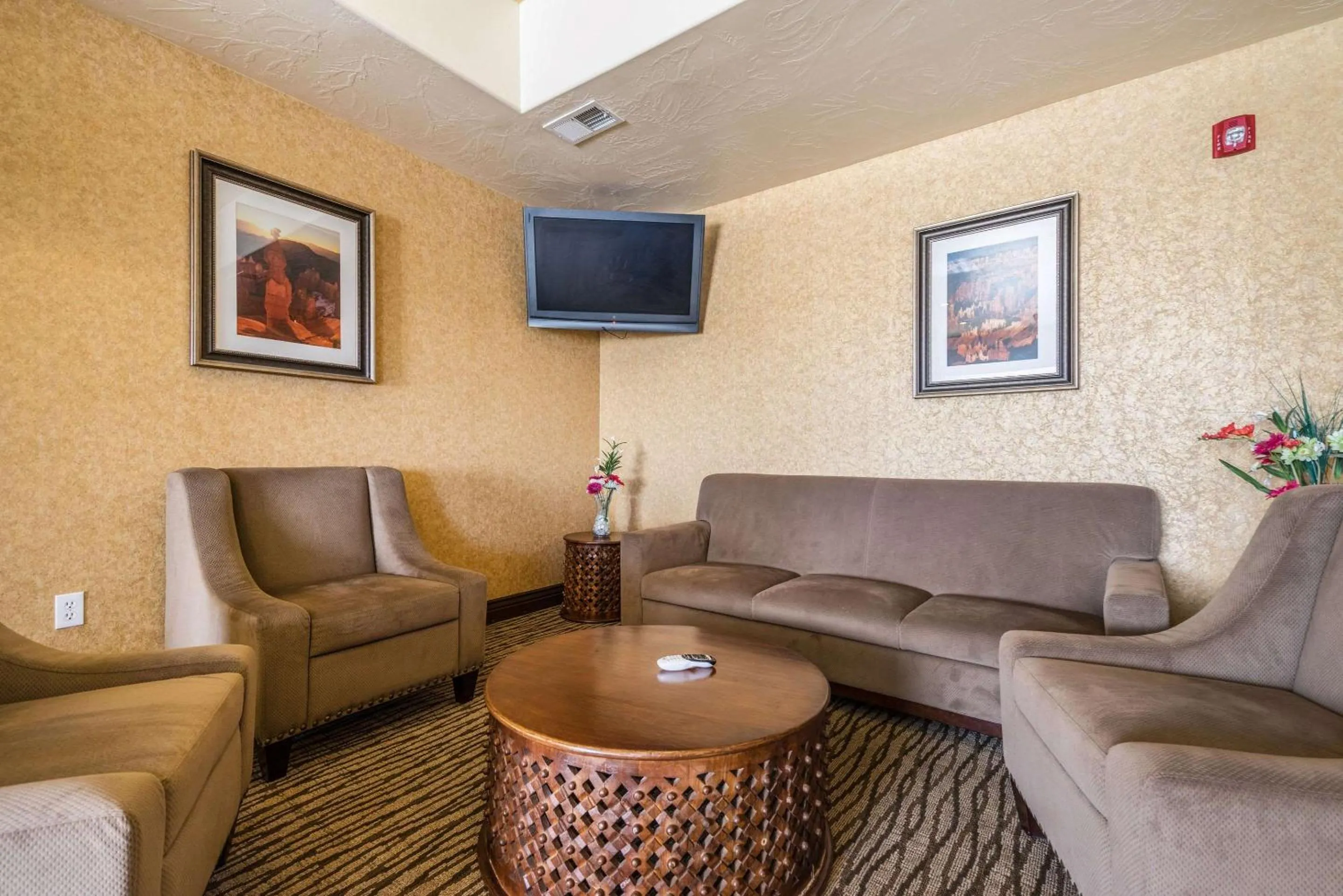 Lobby or reception in Comfort Inn & Suites Cedar City South
