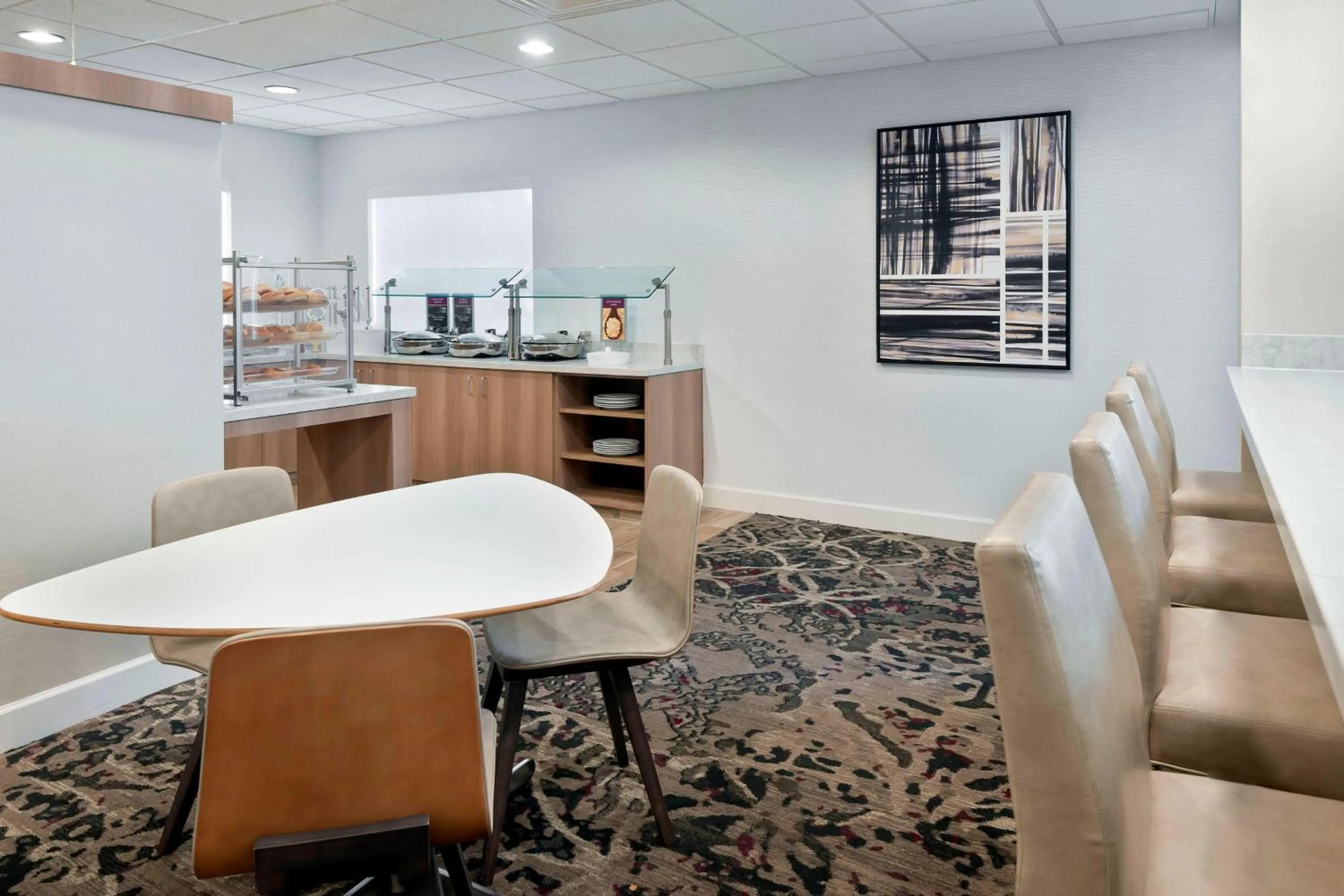 Restaurant/places to eat in Residence Inn by Marriott Sarasota Bradenton