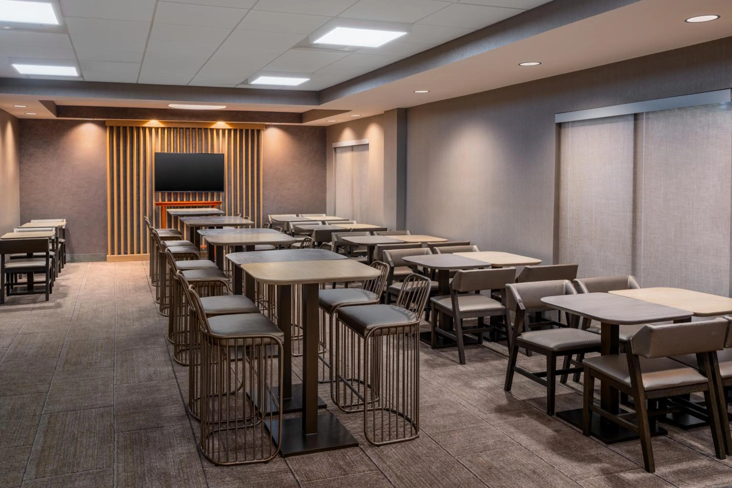 Breakfast in SpringHill Suites Sarasota Bradenton