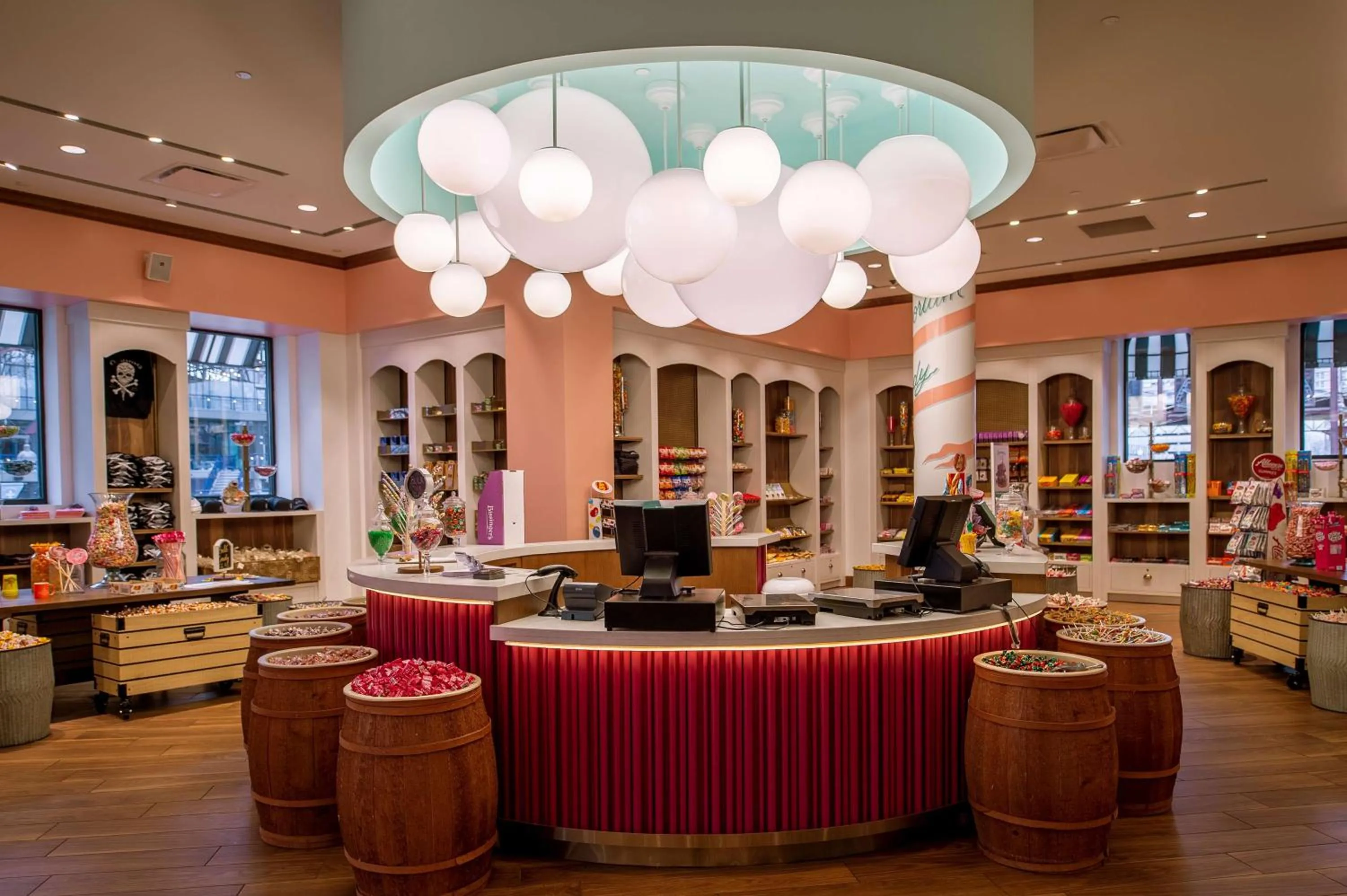 Restaurant/places to eat in St. Louis Union Station Hotel, Curio Collection by Hilton