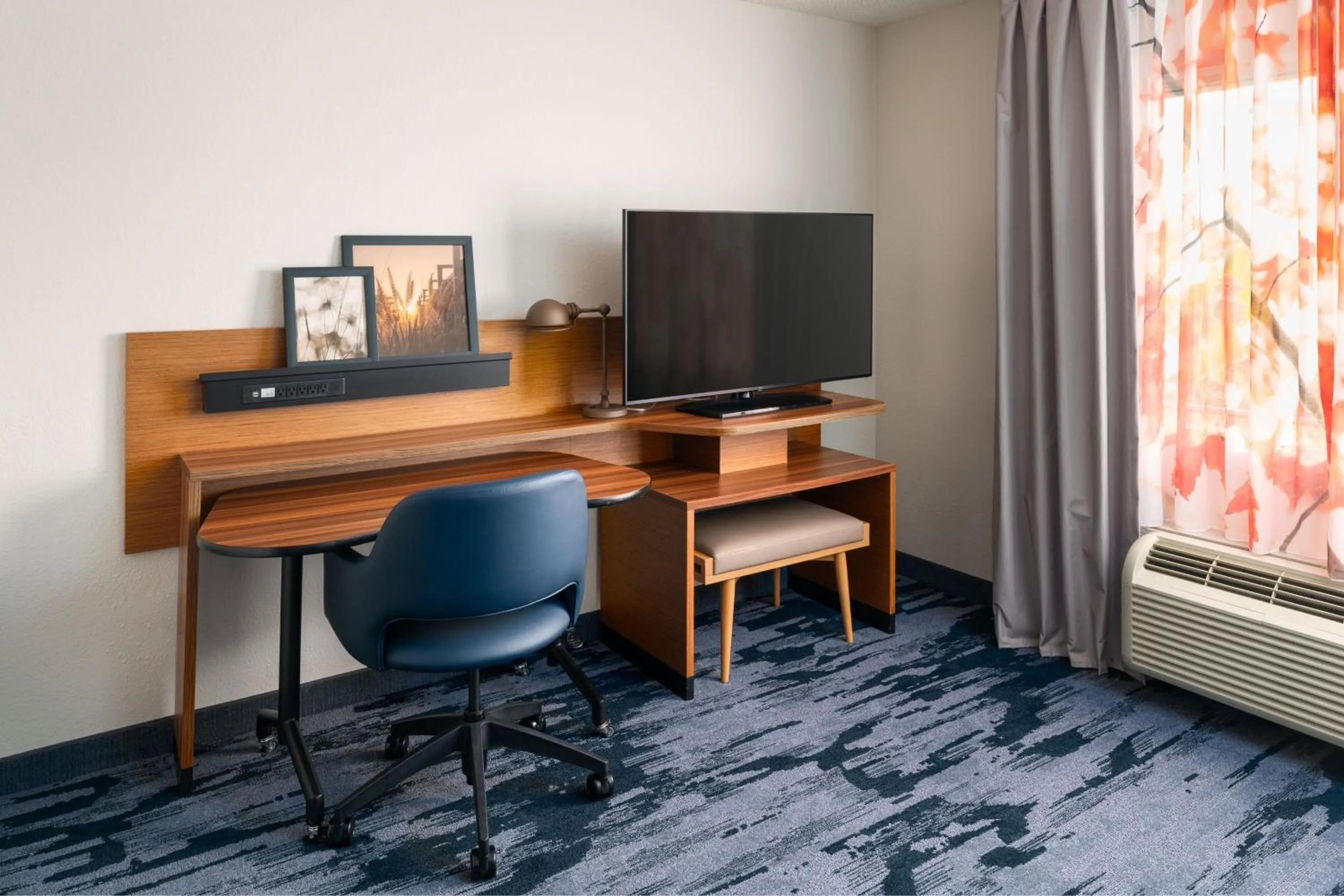 Bedroom in Fairfield Inn Tallahassee North/I-10