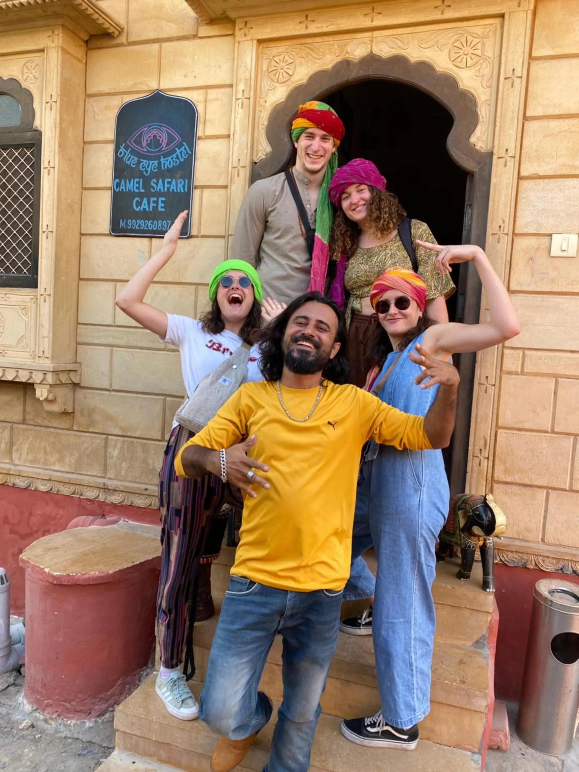 Day in Blue Eye Hostel