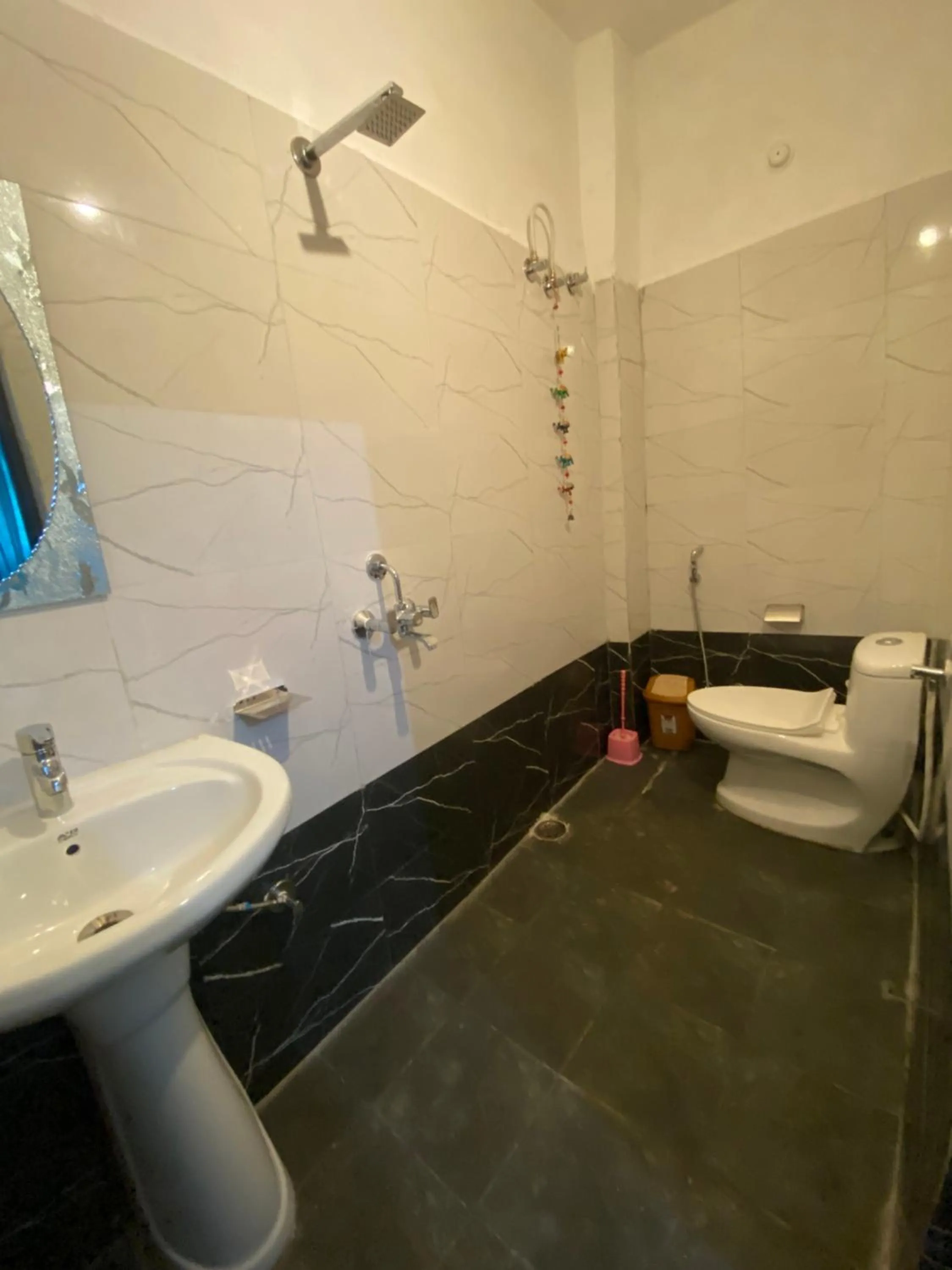 Shower in Blue Eye Hostel